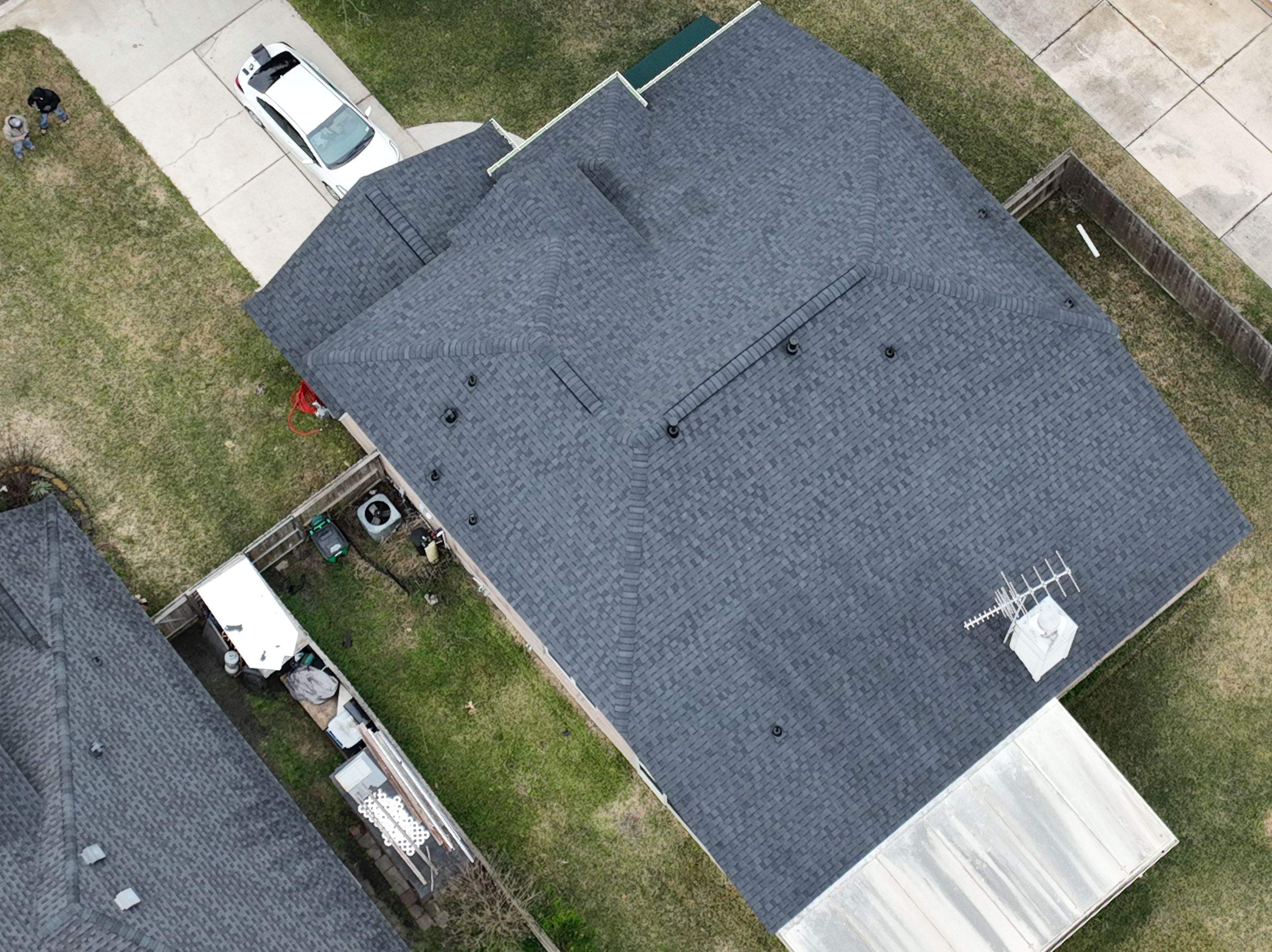 SureStart PLUS 4-STAR Warranty Fully covers materials, labor, tear-off and disposal expenses in years 1-50. by Roof Concepts Construction