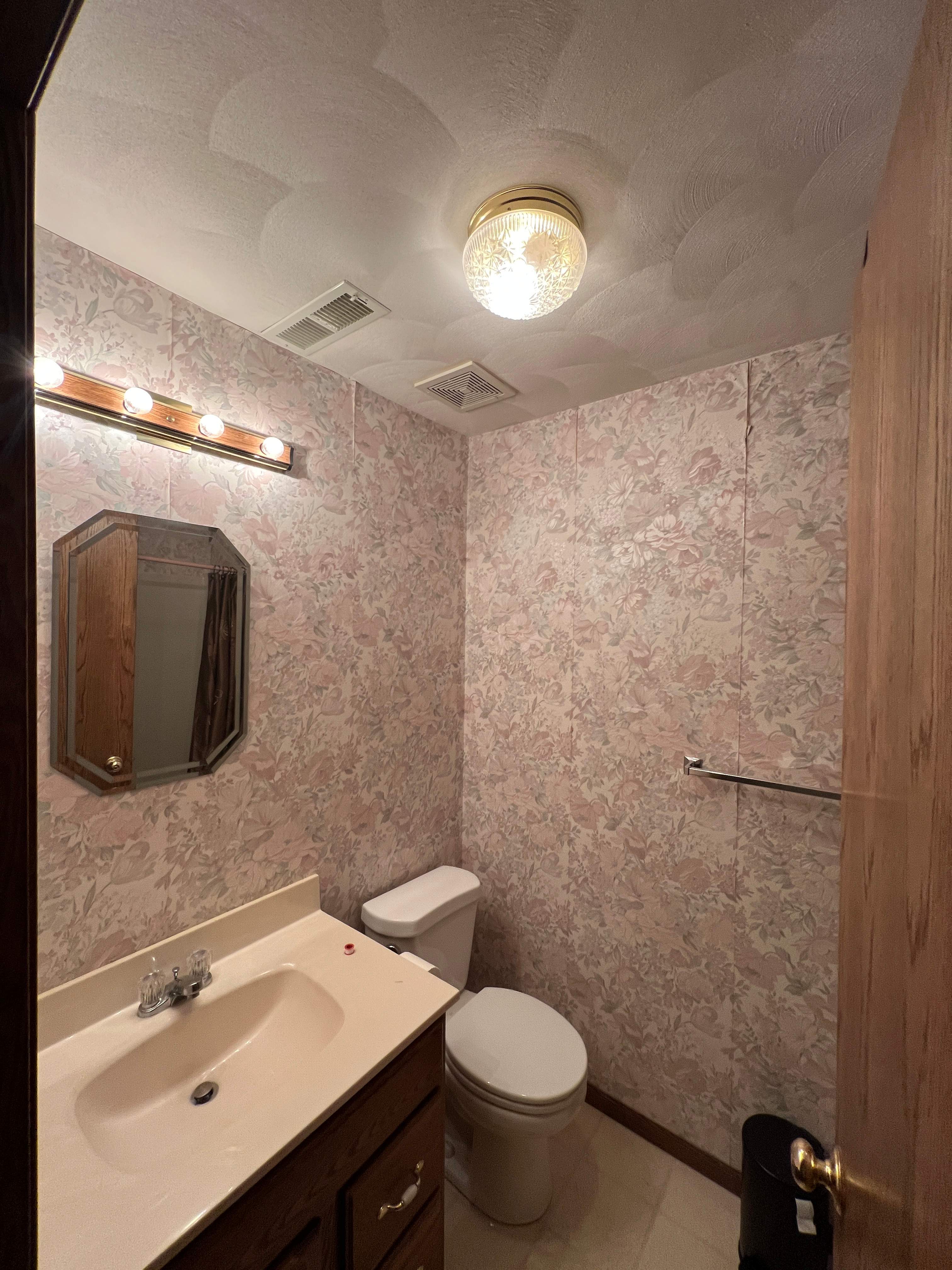 Pre-List Interior Refresh by Grandview Painting