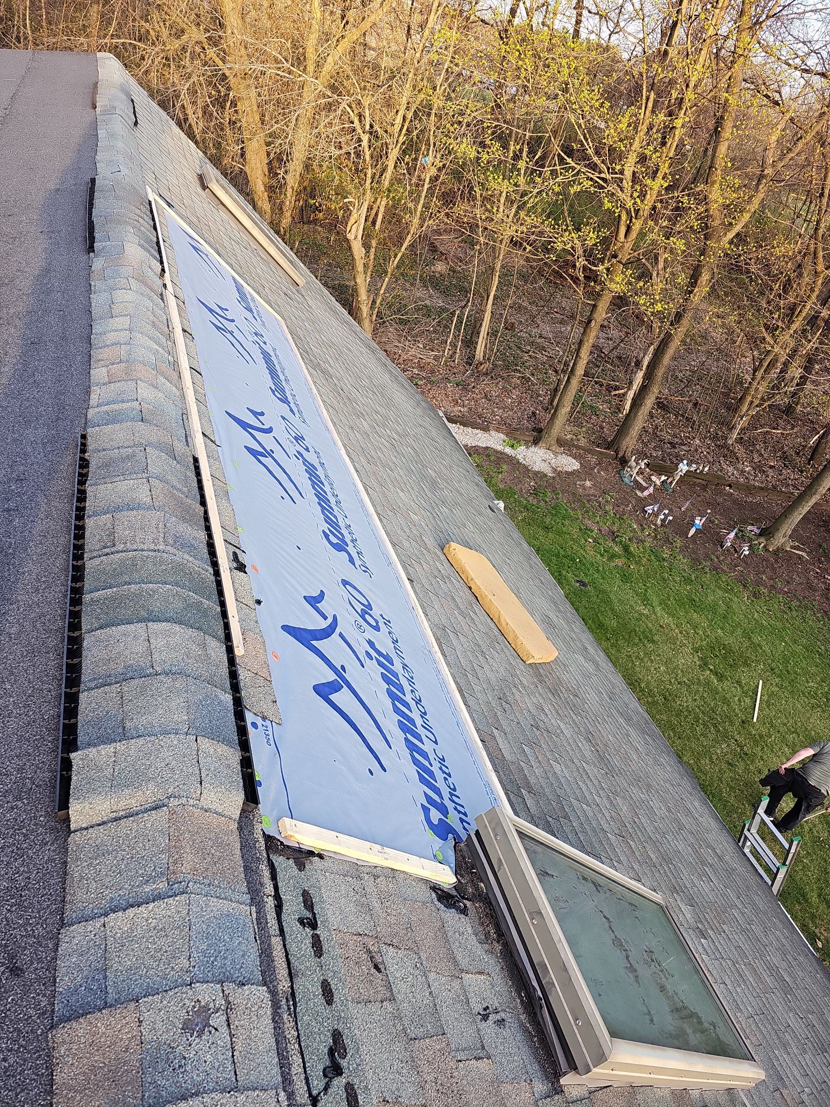 ATLAS PINNACLE COLOR: SCOTCHGARD PEWTER by Eagle Eye Roofing