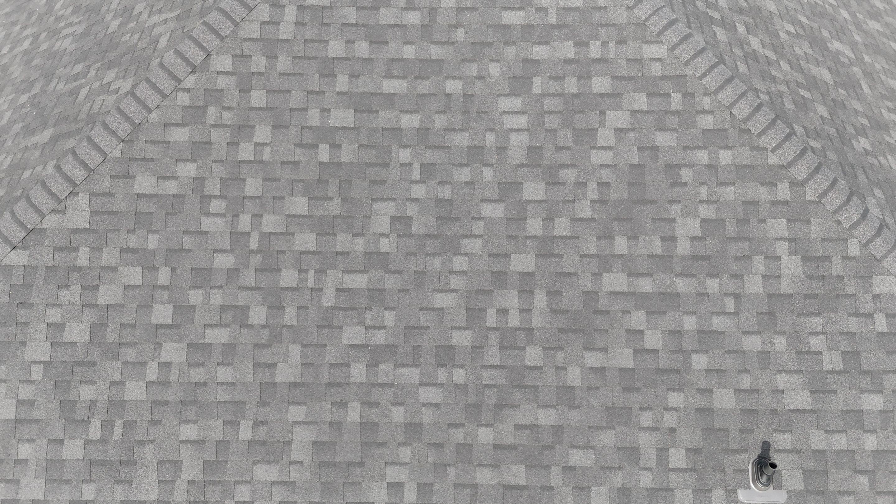 Onyx Black | Roof Replacement in La Center, WA by Valiant Roofing, LLC