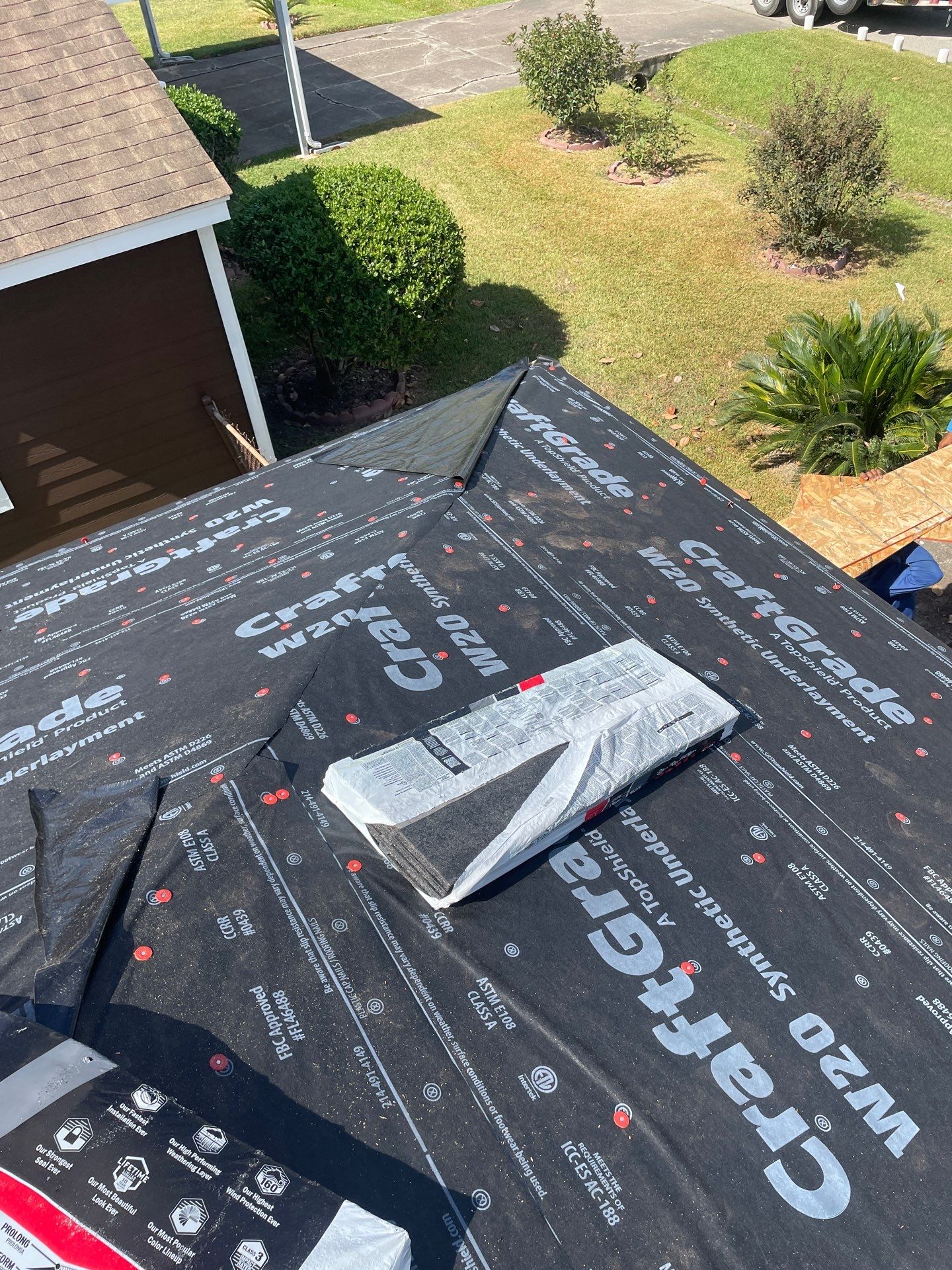 Residential Roofing Installation using Owen's Corning Duration (Lifetime) Shingles by Roof Repair Company