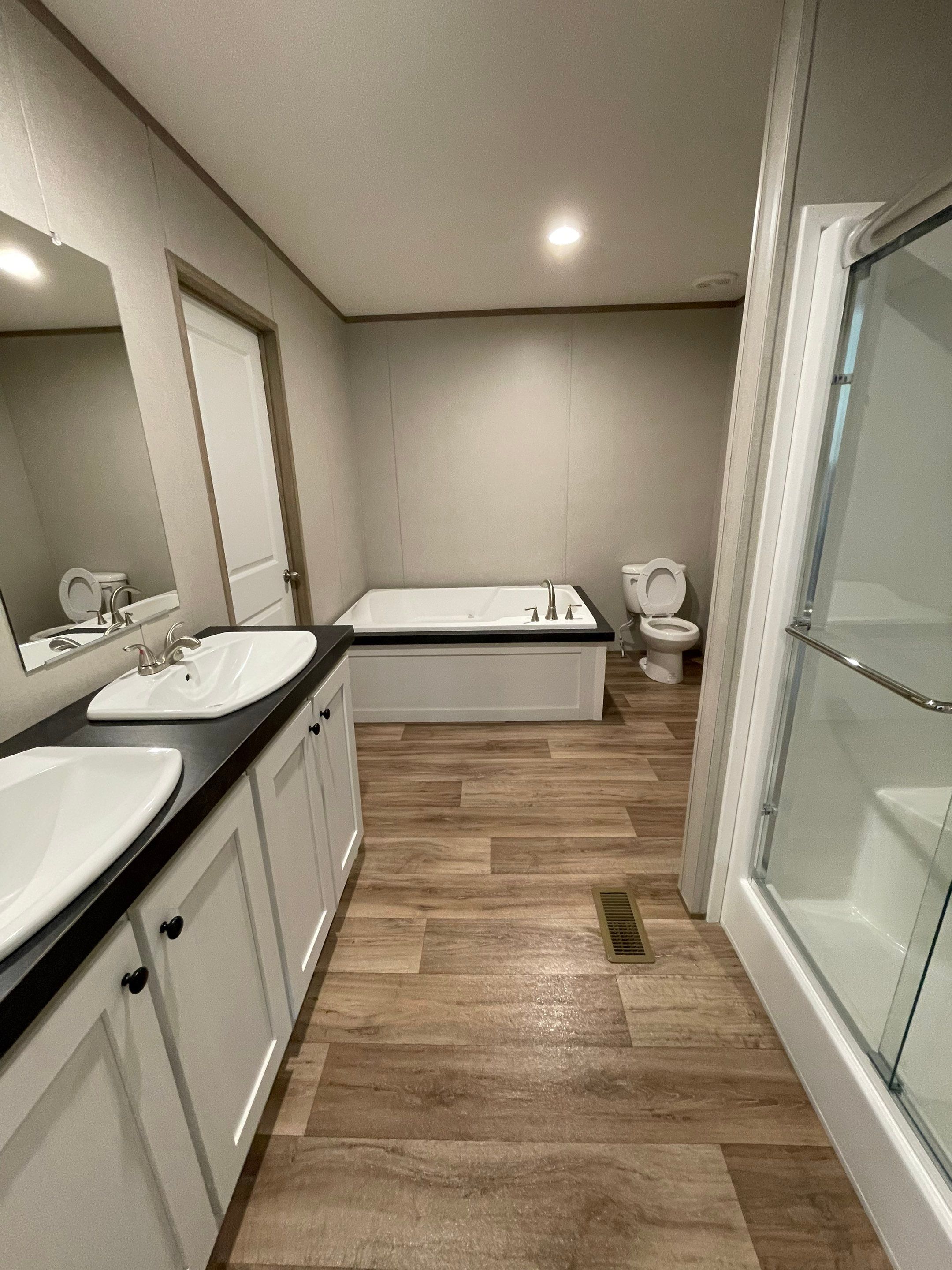 Eagle 60 by Clayton Homes of Walton