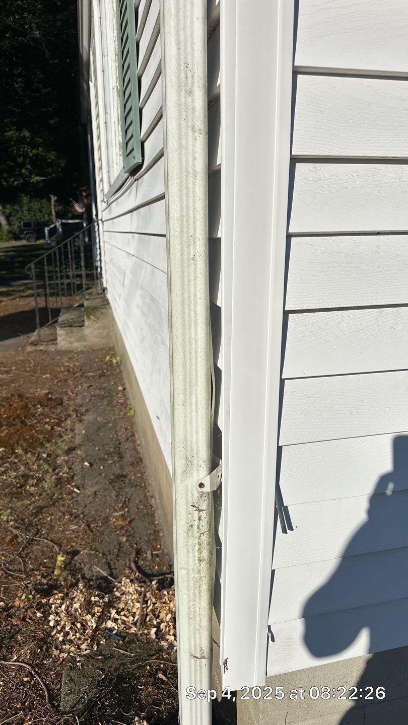 Gutter Guard Installation – Chelmsford, MA by Mighty Dog Roofing of Greater Middlesex County