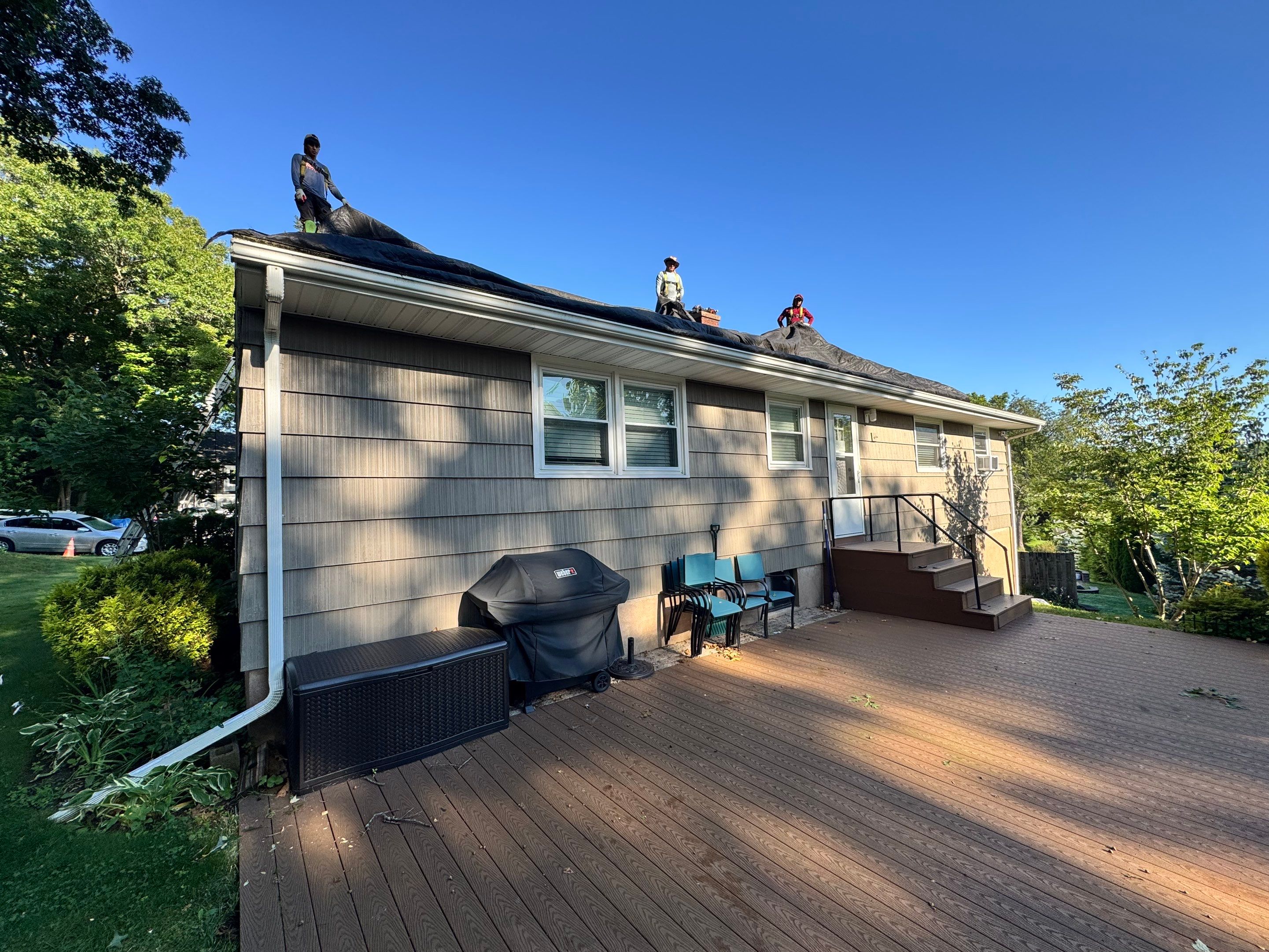 Asphalt shingles in Hamden by DiGiorgi! by DiGiorgi Roofing and Siding Inc