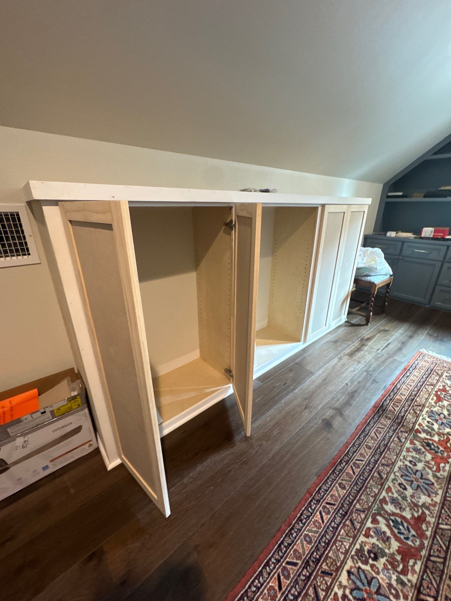 Custom Cabinet Painting | Hollytree, Tyler, TX 🎨✨ by Quality Coats Painting