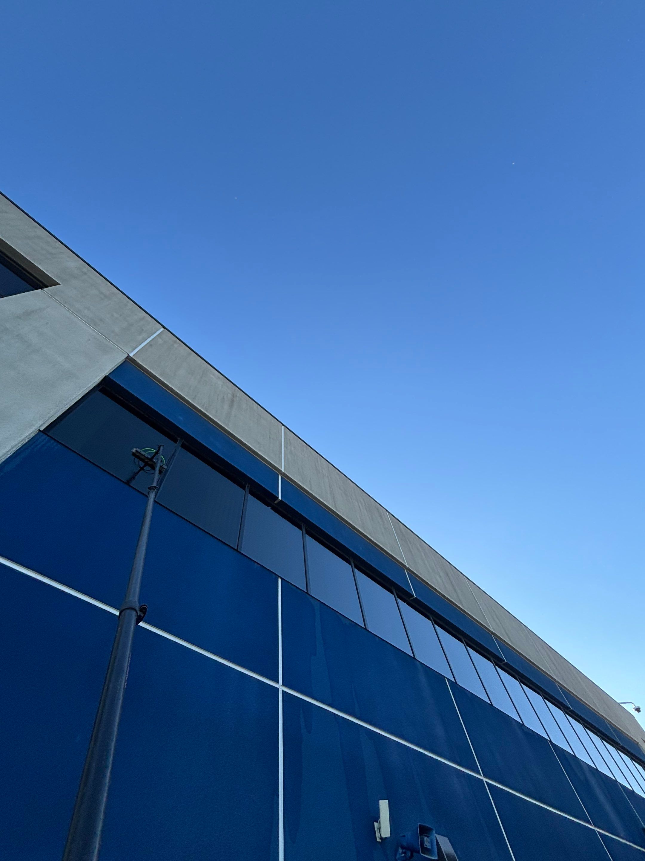 Swift Transportation Office Exterior Window Cleaning by Pirate Pete’s Power Washing