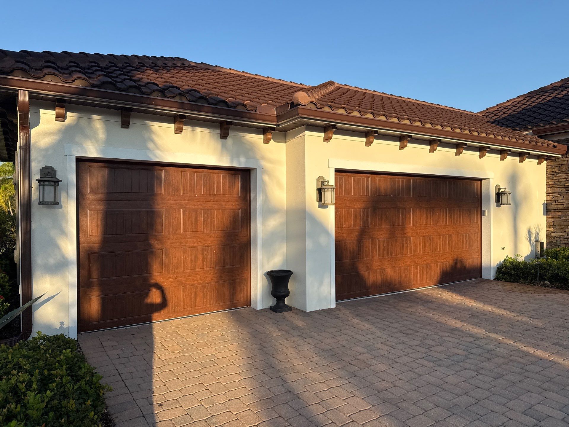 Paver Driveway Cleaning, House Wash, and Pool Deck Cleaning in Bradenton, FL | Winding River Community by Sunshine AquaWash