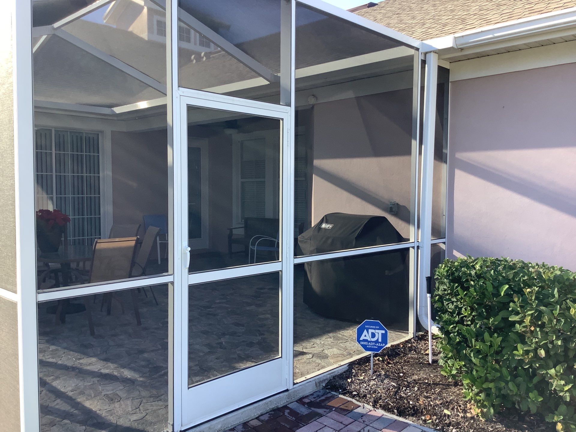 Splash Guard Gutters for Homes in Apollo Beach FL by Gutter Professors