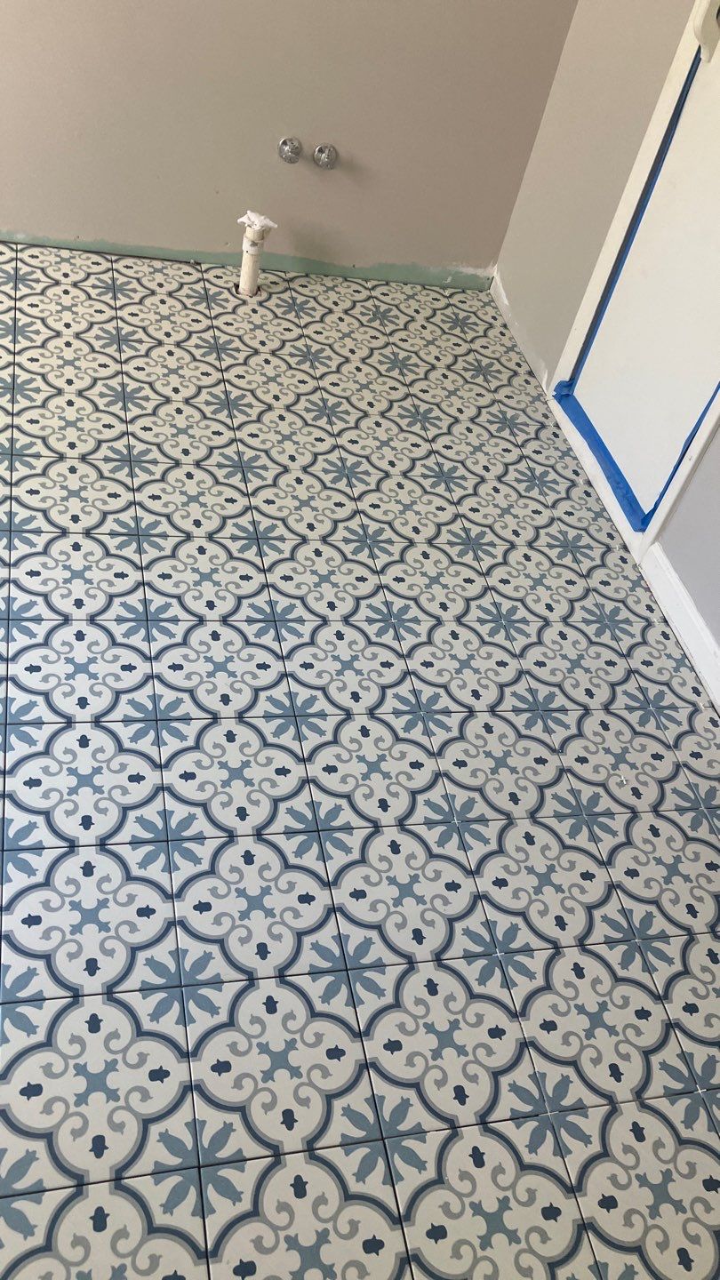 New Tile Shower and Bath Floors by Footprints Floors of Nashville