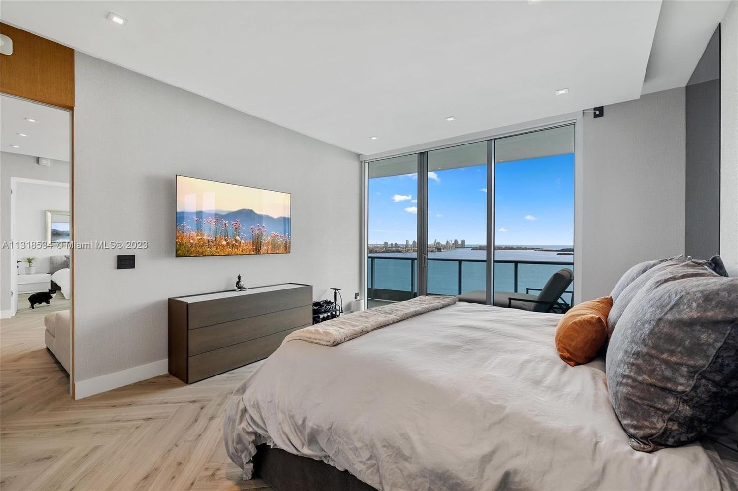 Jade-Brickell by Construct USA LLC