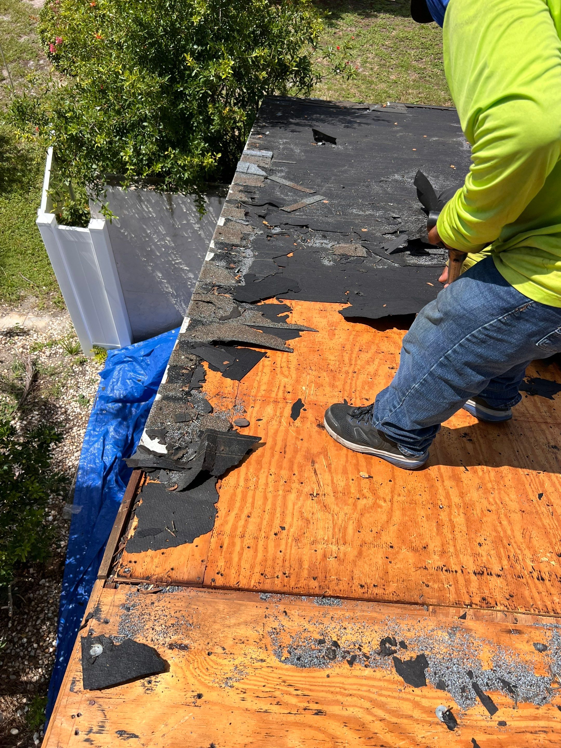 Project in Largo 33774 by Mitchell Roofing Company LLC 