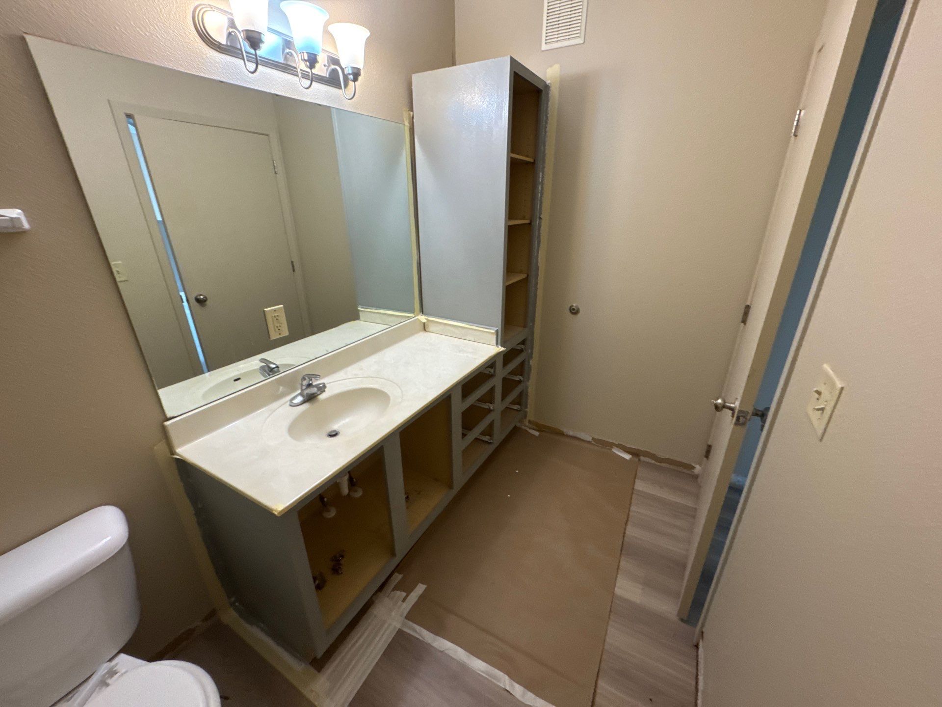 Project in Des Moines by Midwest Paint LLC