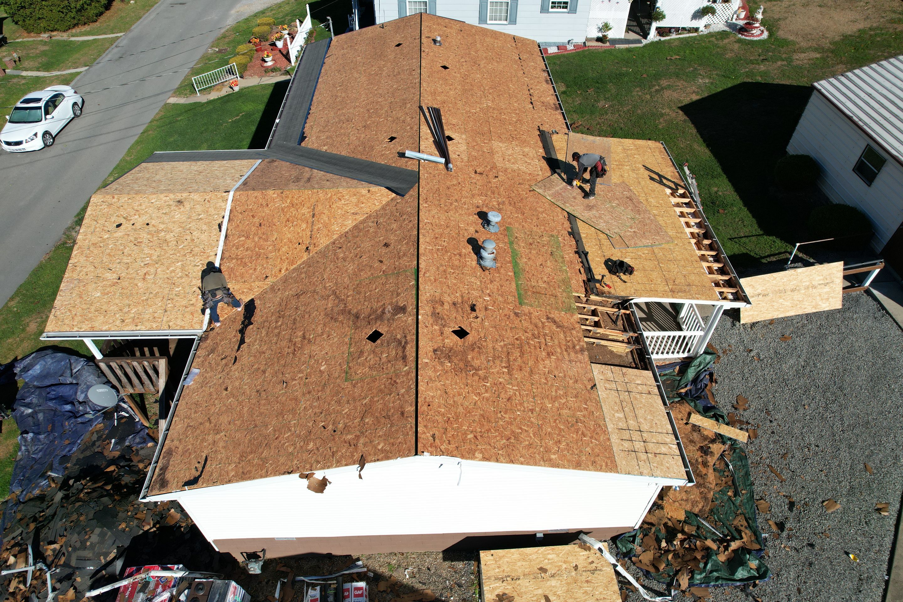 Residential Roofing Installation using GAF Timberline HDZ Shakewood by Rainstoppers Roofing