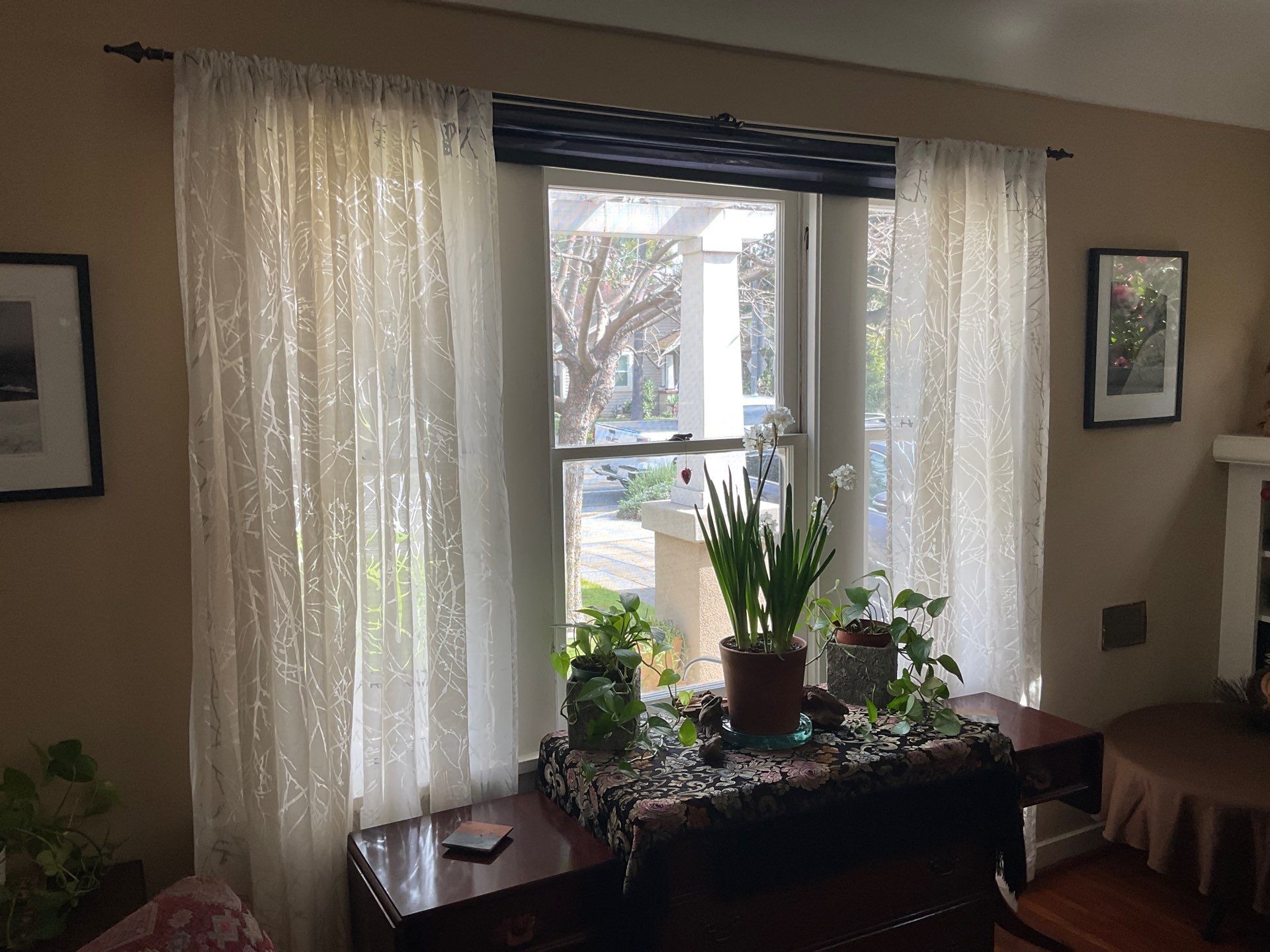 Window Installation using Milgard Ultra series, Fiberglass windows with SDL grids by American Window Company