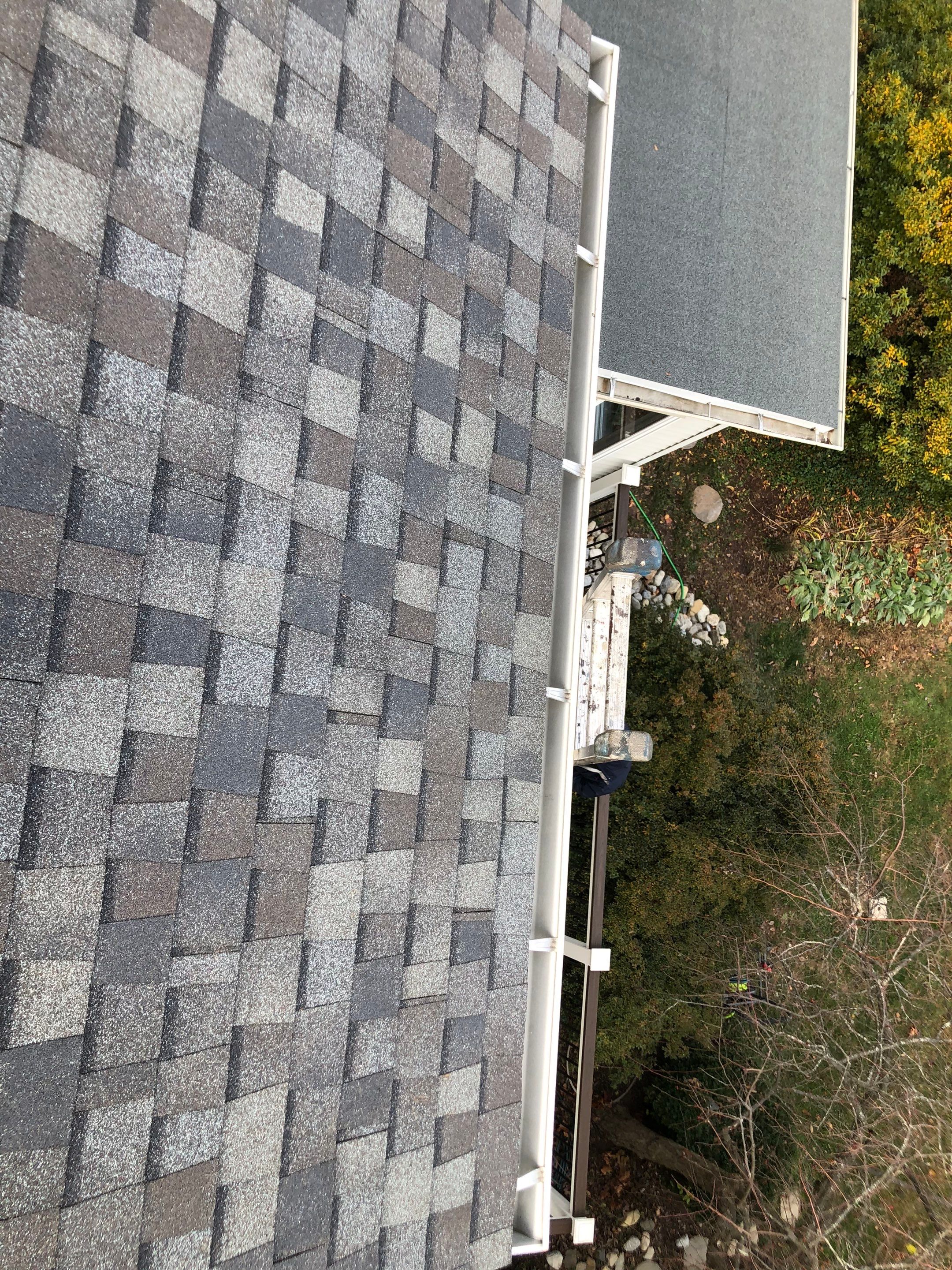 Herndon: CertainTeed Landmark Pro Designer Shingles in Max Def Driftwood by RM Banning, Inc.