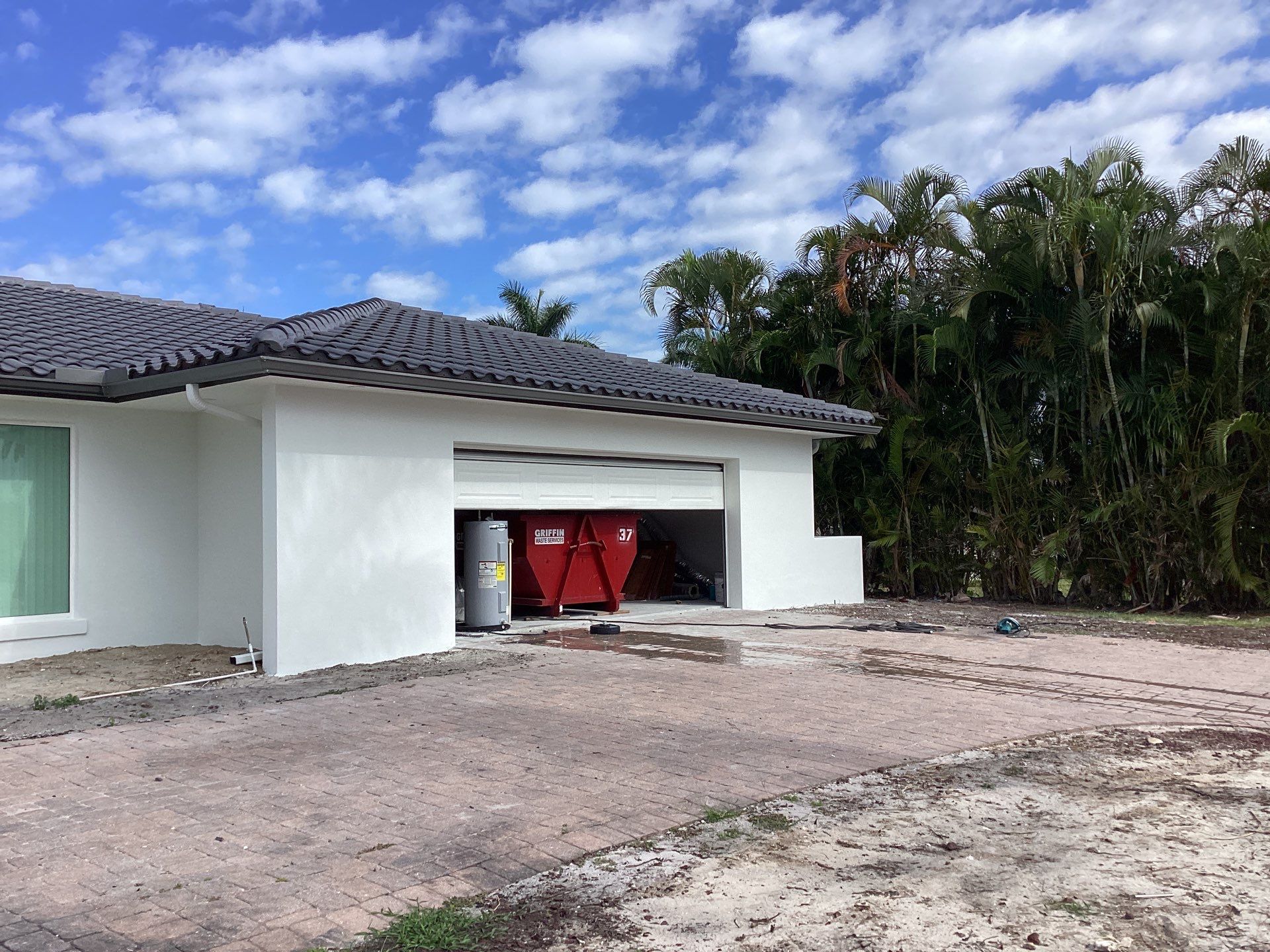 6 Inch Seamless Gutters using bronze gutters in Sarasota FL by Gutter Professors