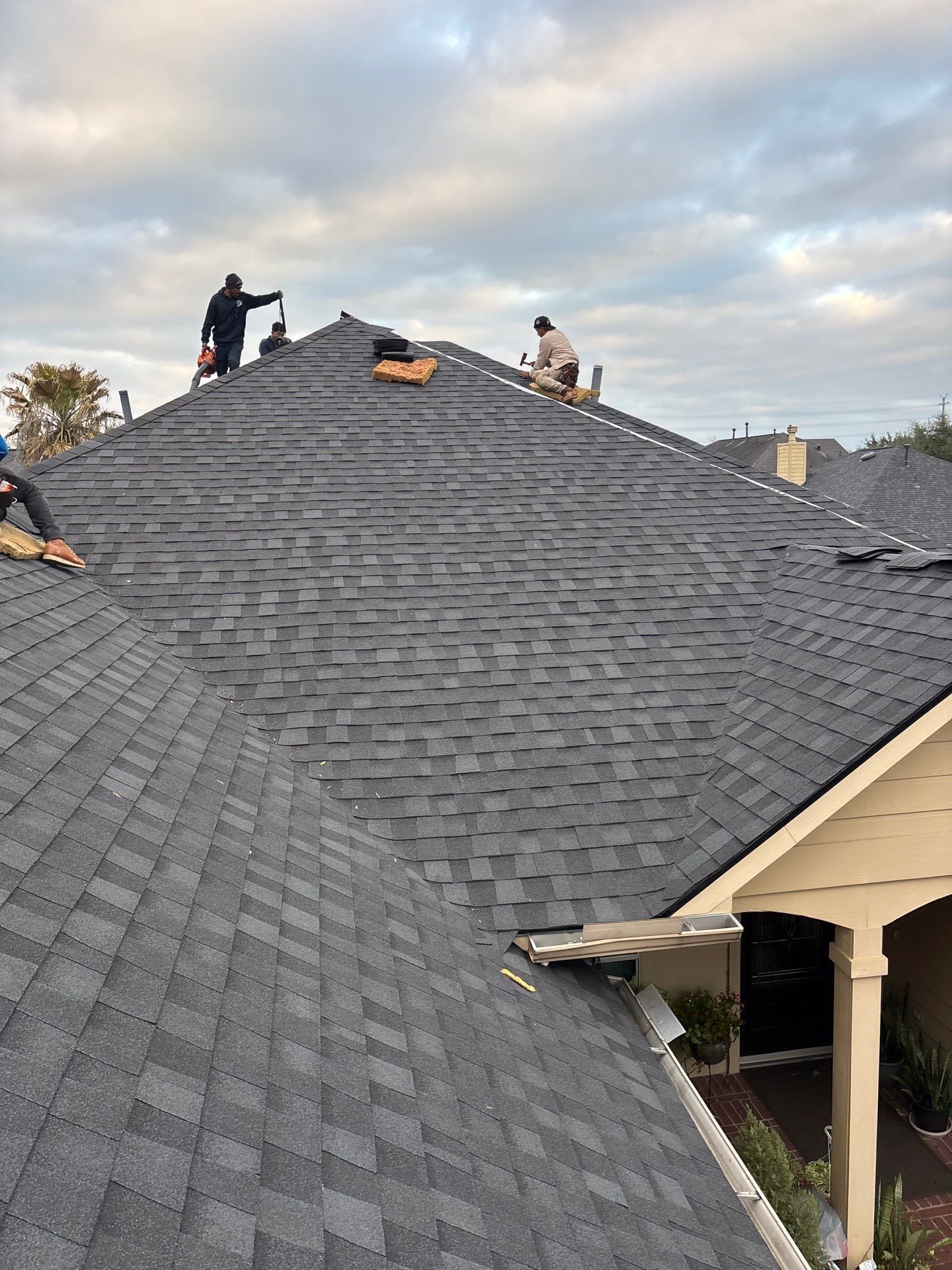 Roof Replacement Pearland by Roof Repair Company