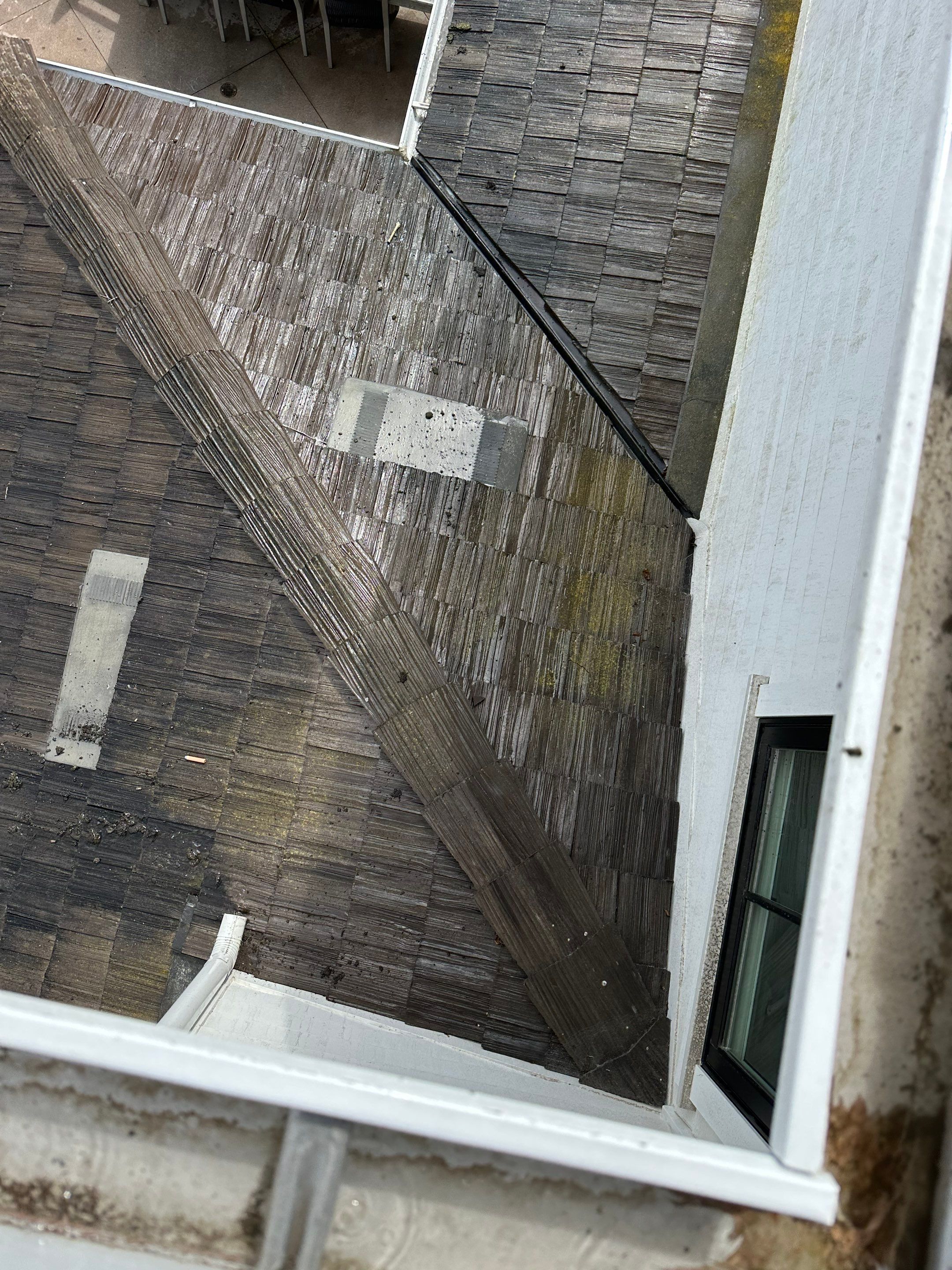 Rust Removal in Newport Beach - Concrete Cleaning by Property Cleaning Experts