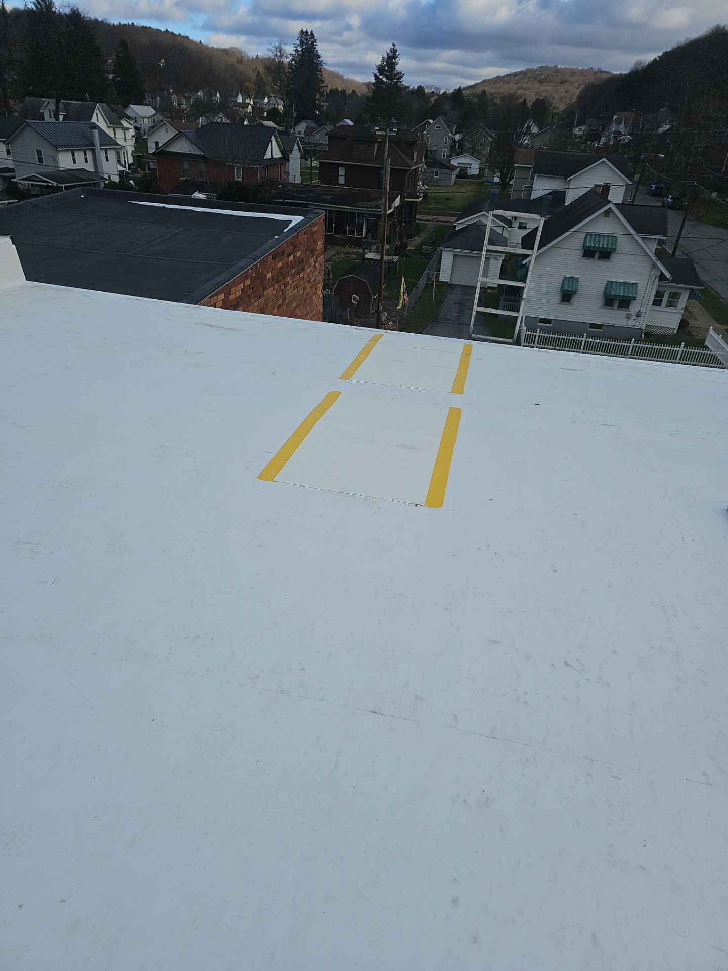 Western Auto  by 768 ROOF, LLC.