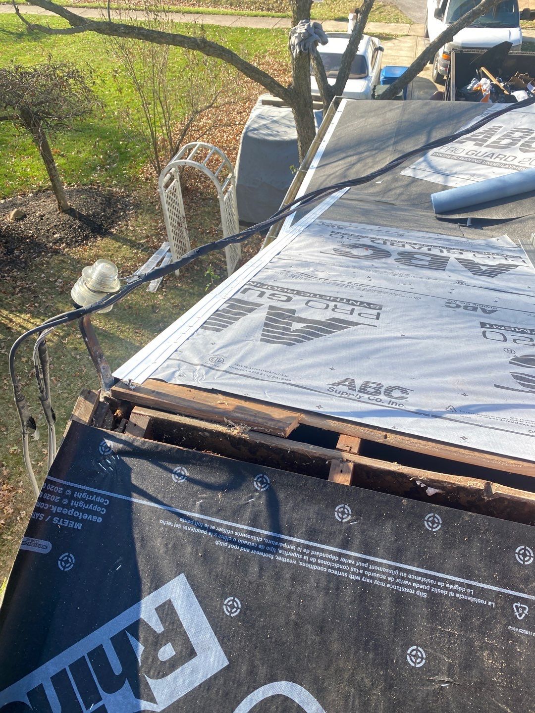 Residential Roofing Installation using Ownens Corning Duration Brownwood by Absolute Roofing and Construction