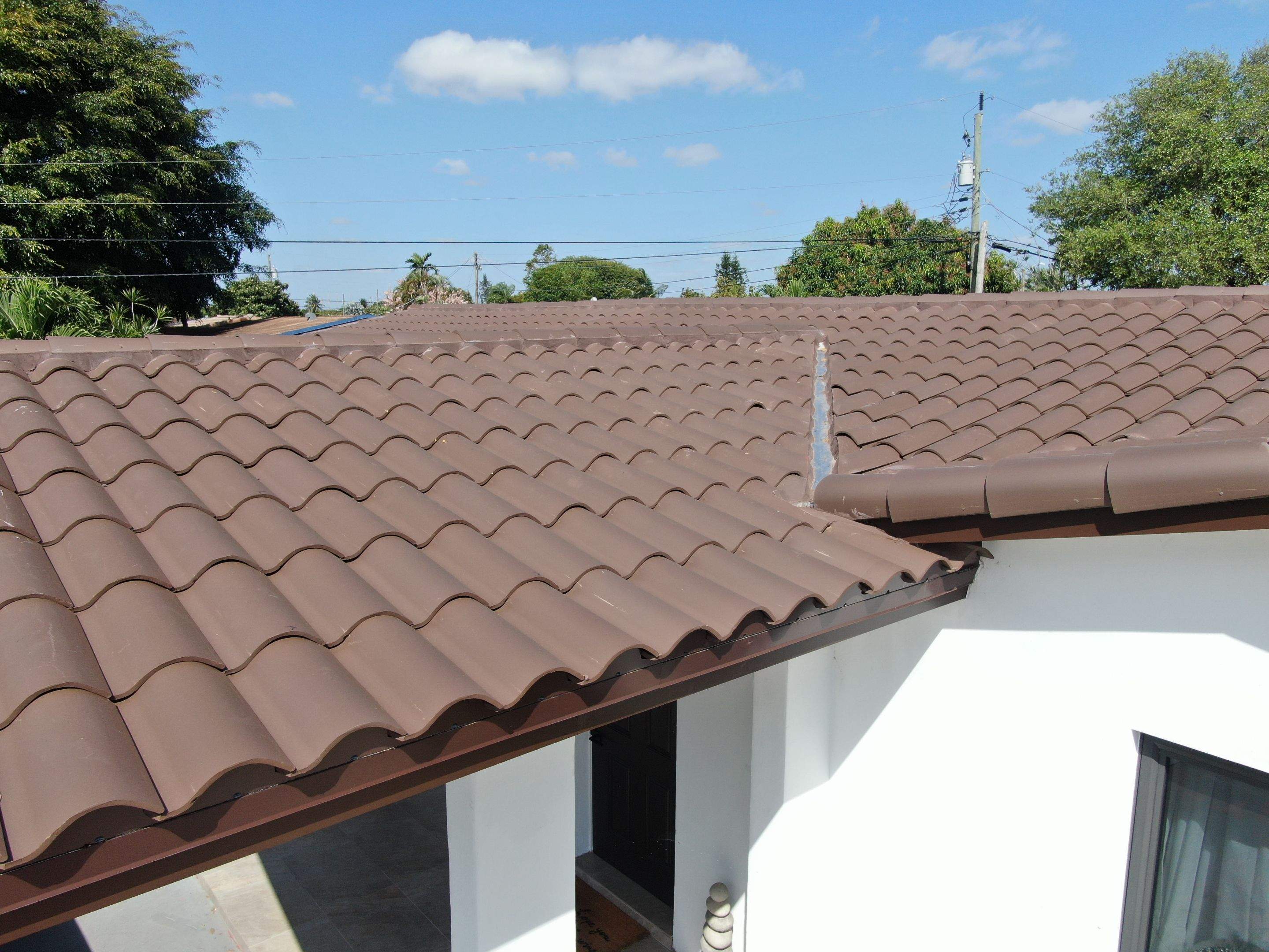 Verea Spanish S - Graphite Color by Istueta Roofing