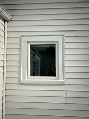 Windows in Mineral City