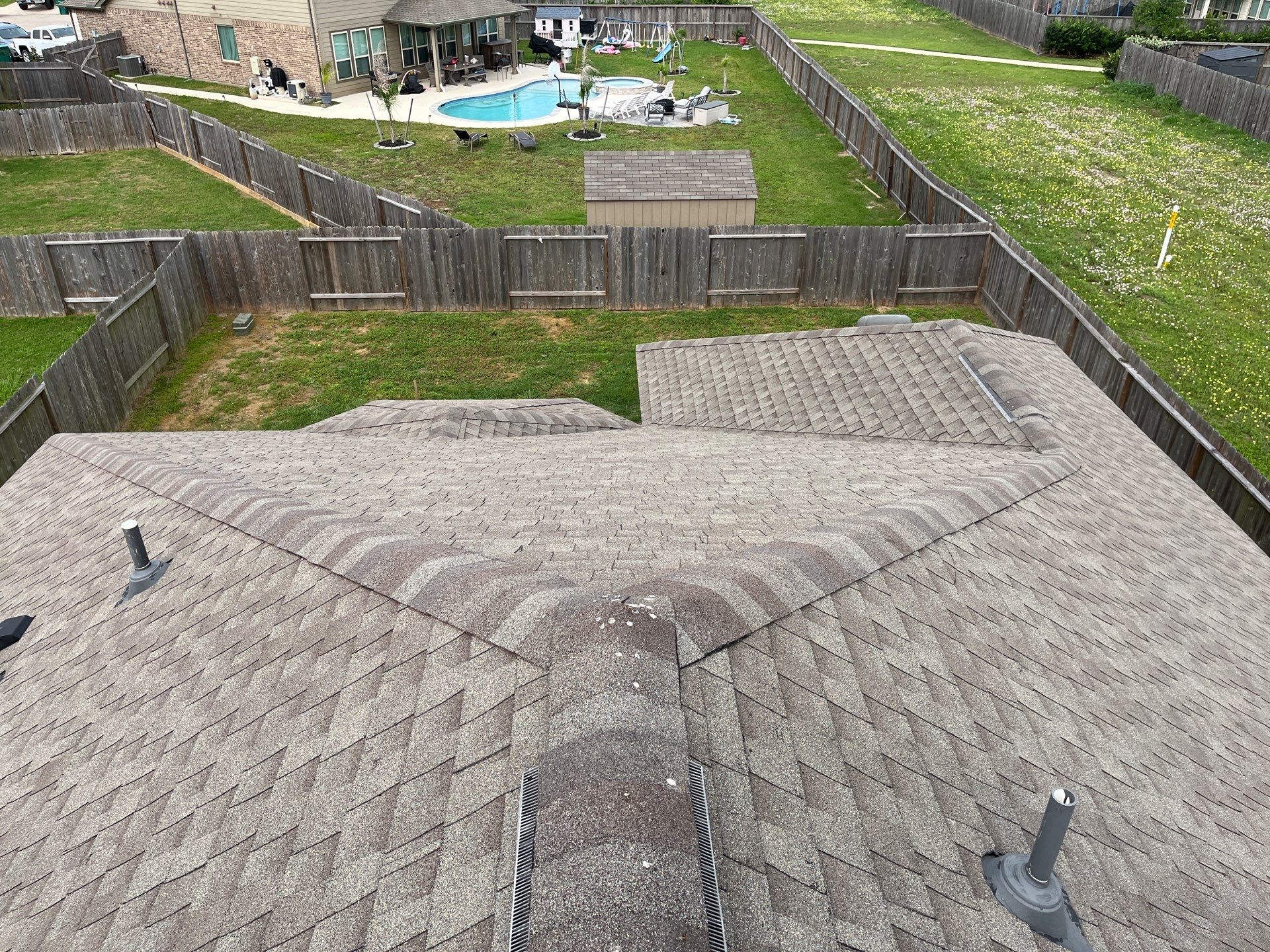 Hail Damage using Owen's Corning Duration (Lifetime) Shingles by Roof Repair Company