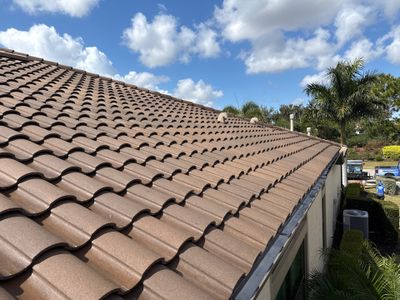 Barrel Tile Roof Cleaning – Lakewood Ranch, FL