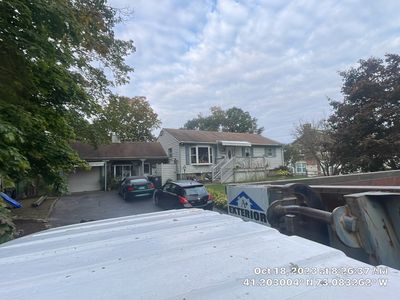 Residential Roofing Installation using Owens Corning TruDefinition Amber