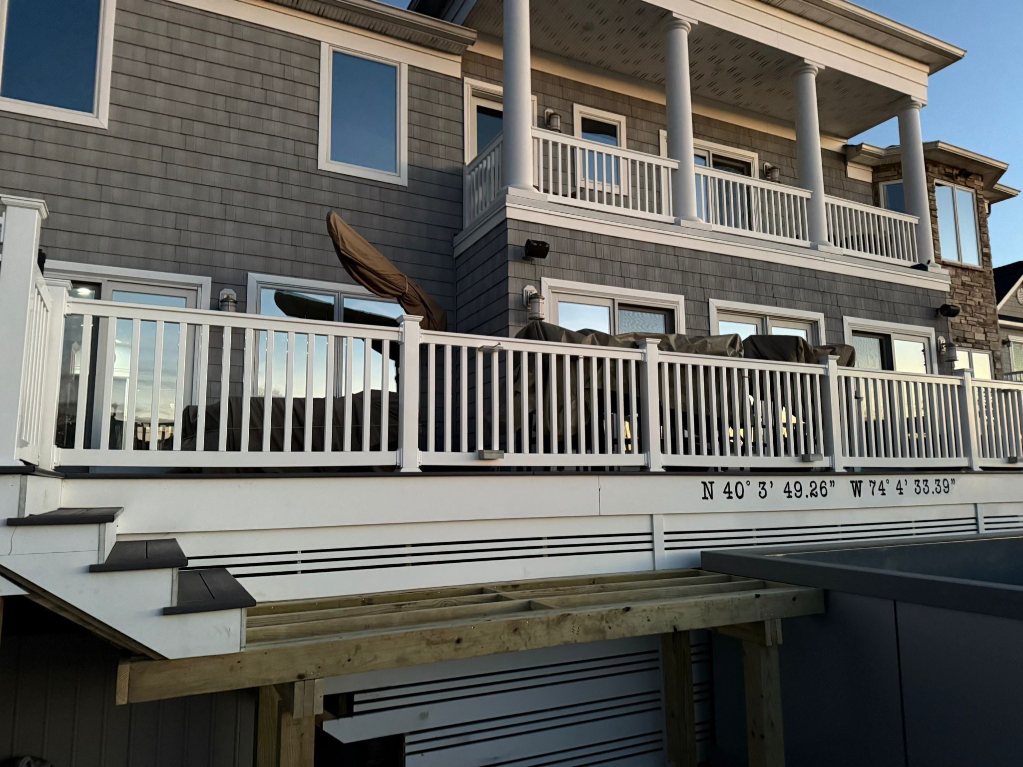 New Deck using Deckorators Venture - Color Saltwater by deck guardian