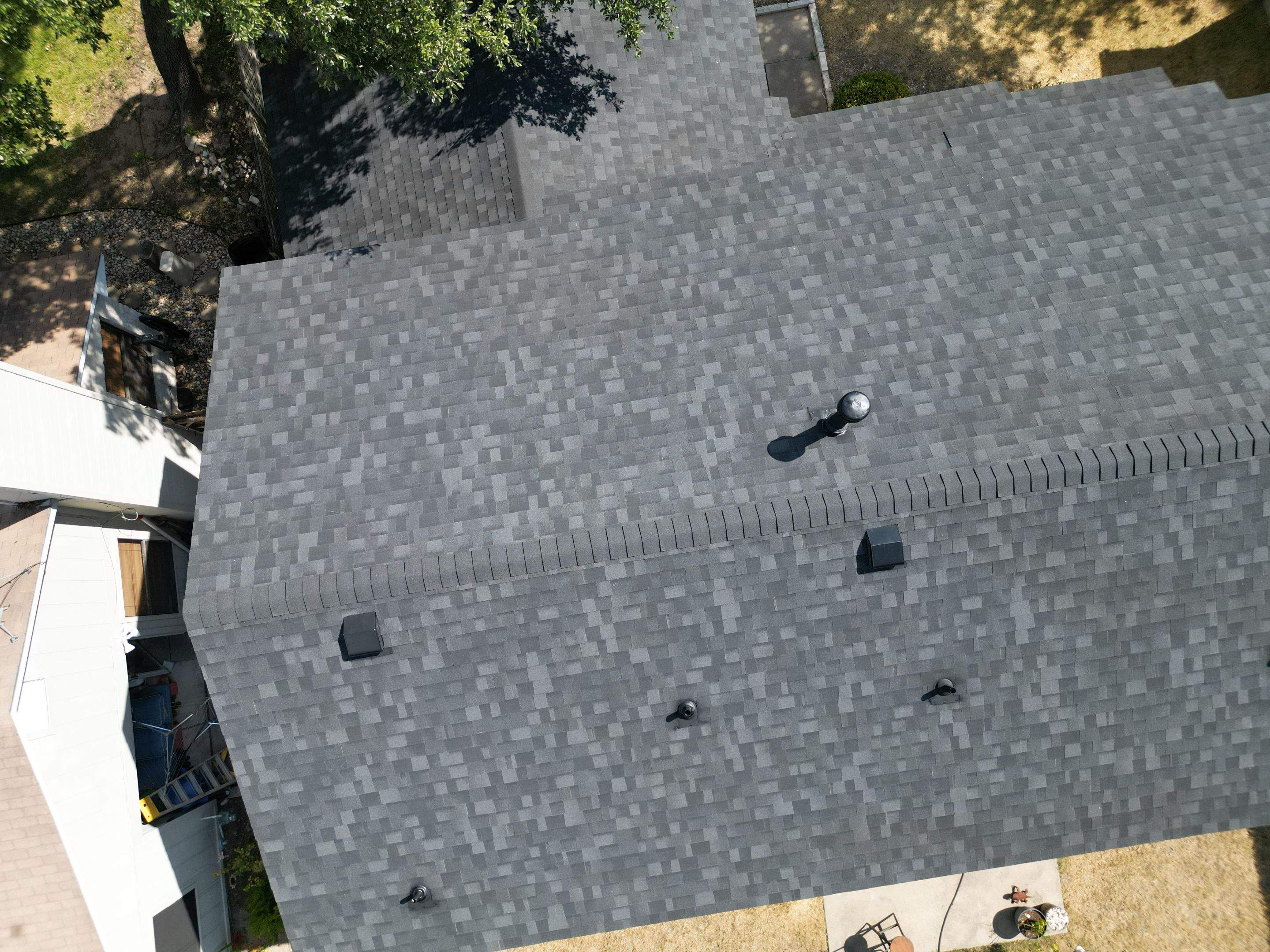 Onyx Black - Owens Corning TruDefinition Duration by RoofsOnly.com