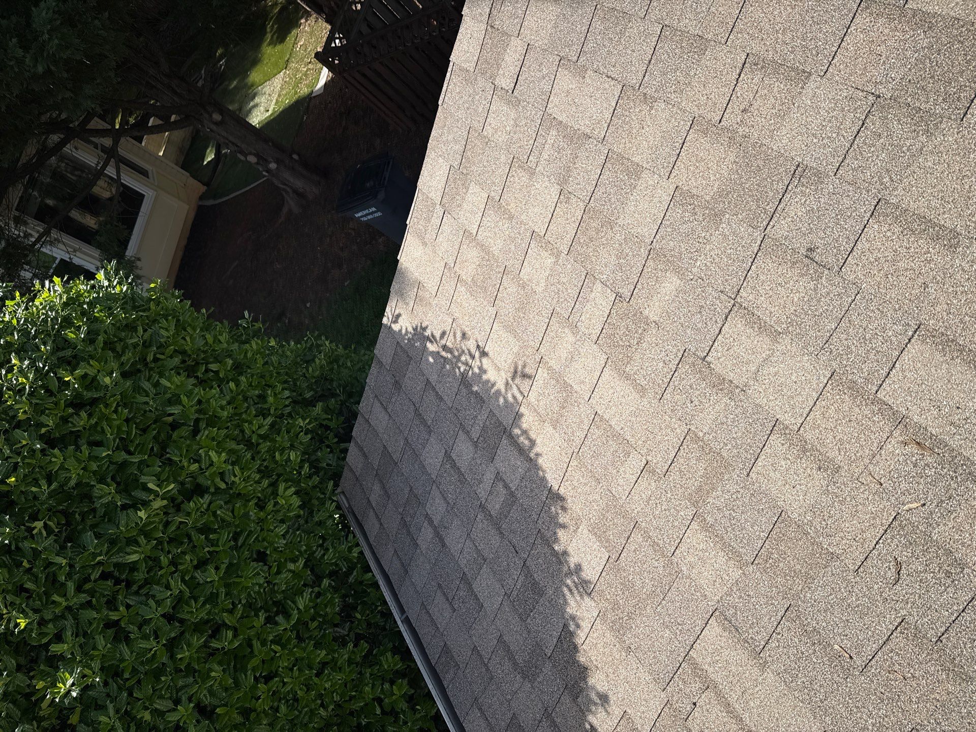 Fairfax: Residential Roof Replacement with CertainTeed Landmark Shingles in Sunrise Cedar by RM Banning, Inc.