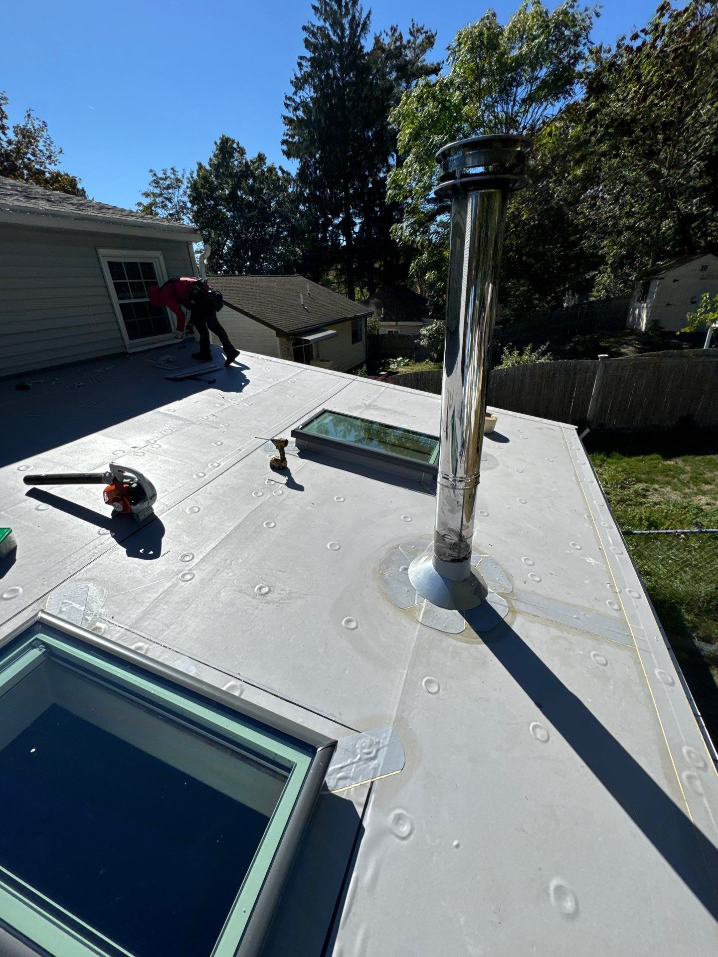 EPDM Roof & Vinyl Siding Replacement – Billerica, MA by Mighty Dog Roofing of Greater Middlesex County