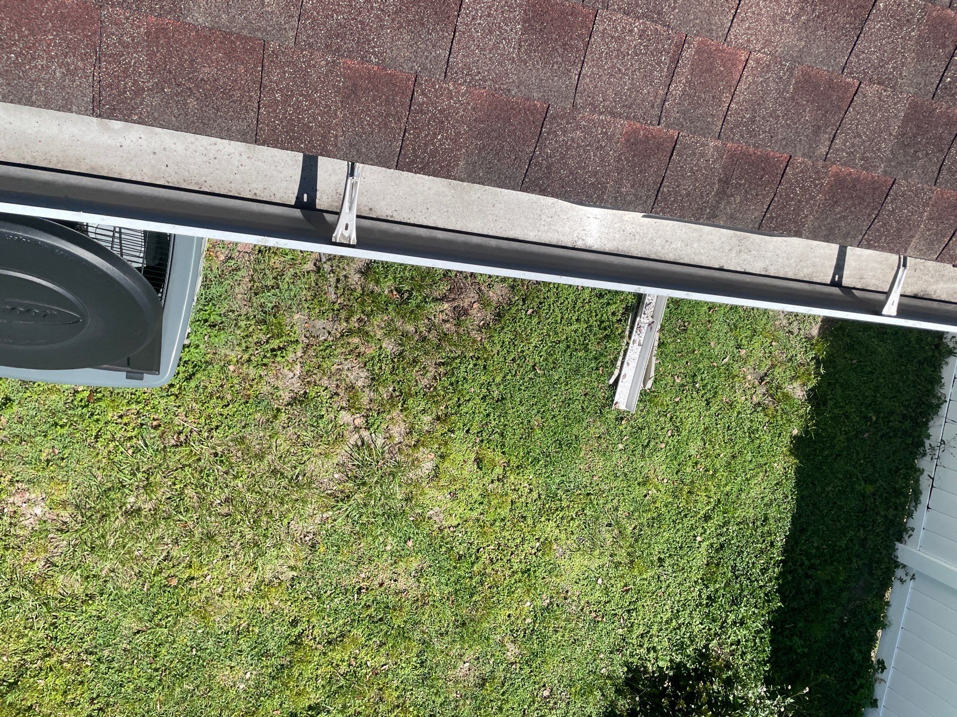 Gutter Cleaning in Brandon FL by Gutter Professors
