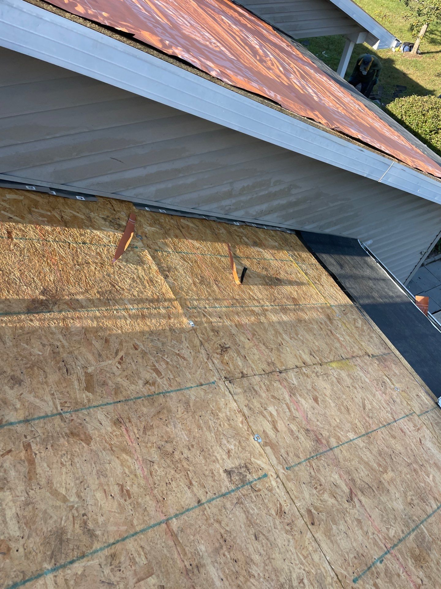 Residential Roofing Installation using GAF Timberline HDZ Barkwood by Rainstoppers Roofing