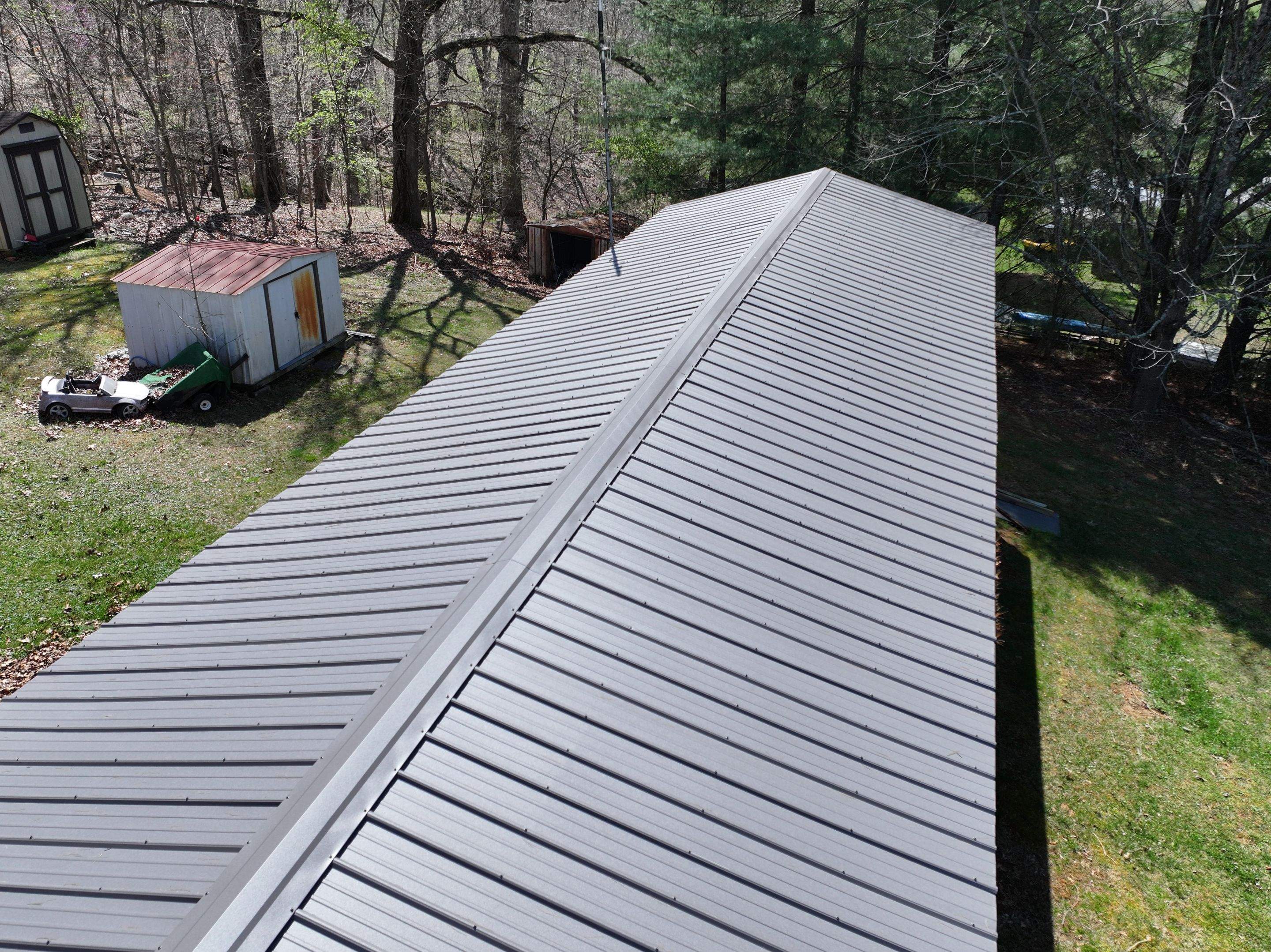 Textured Charcoal Gray using 29 Gauge AG Panel by Omnia Roofing
