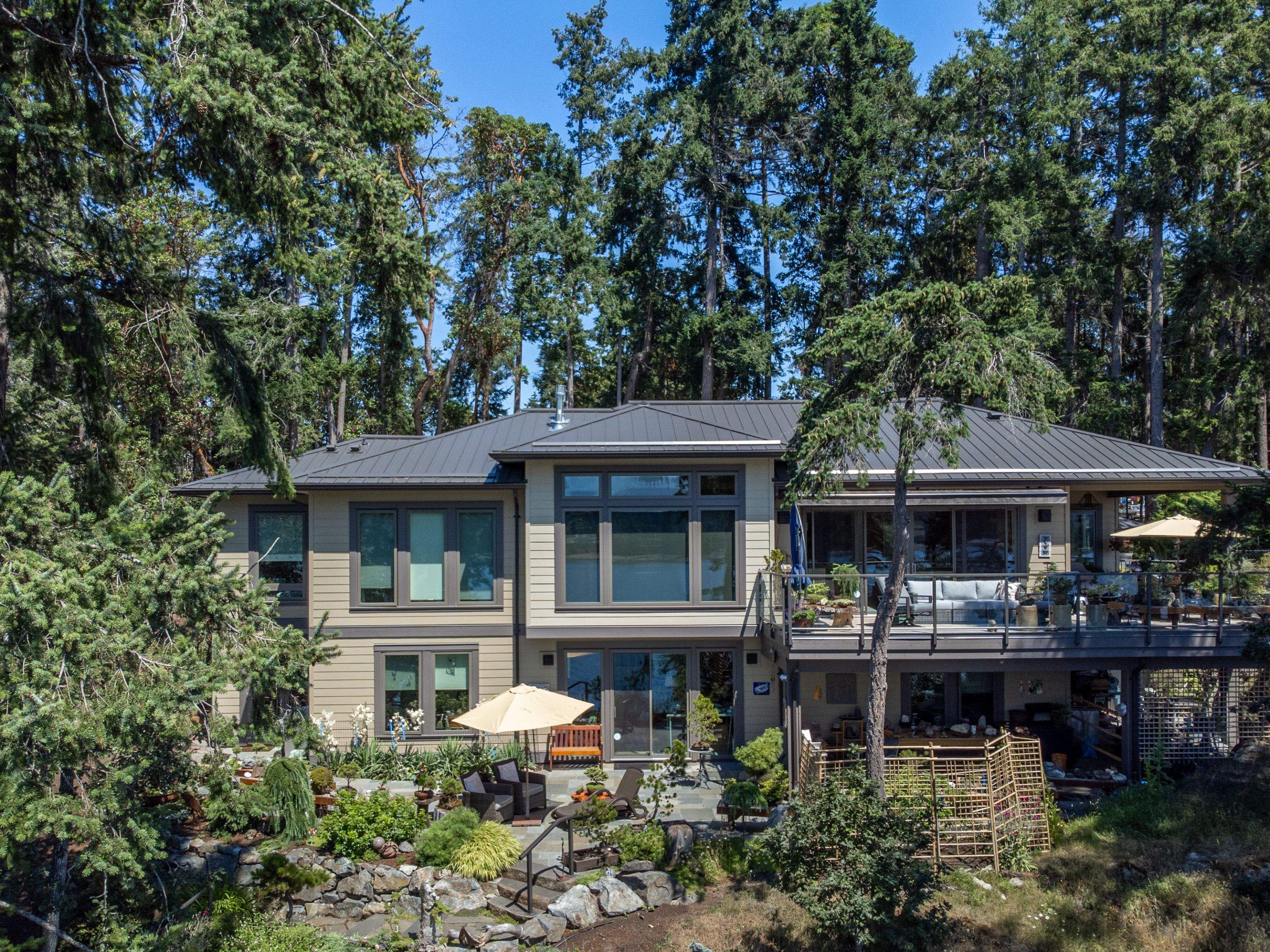 Marina Way Custom Home by Camelot Homes