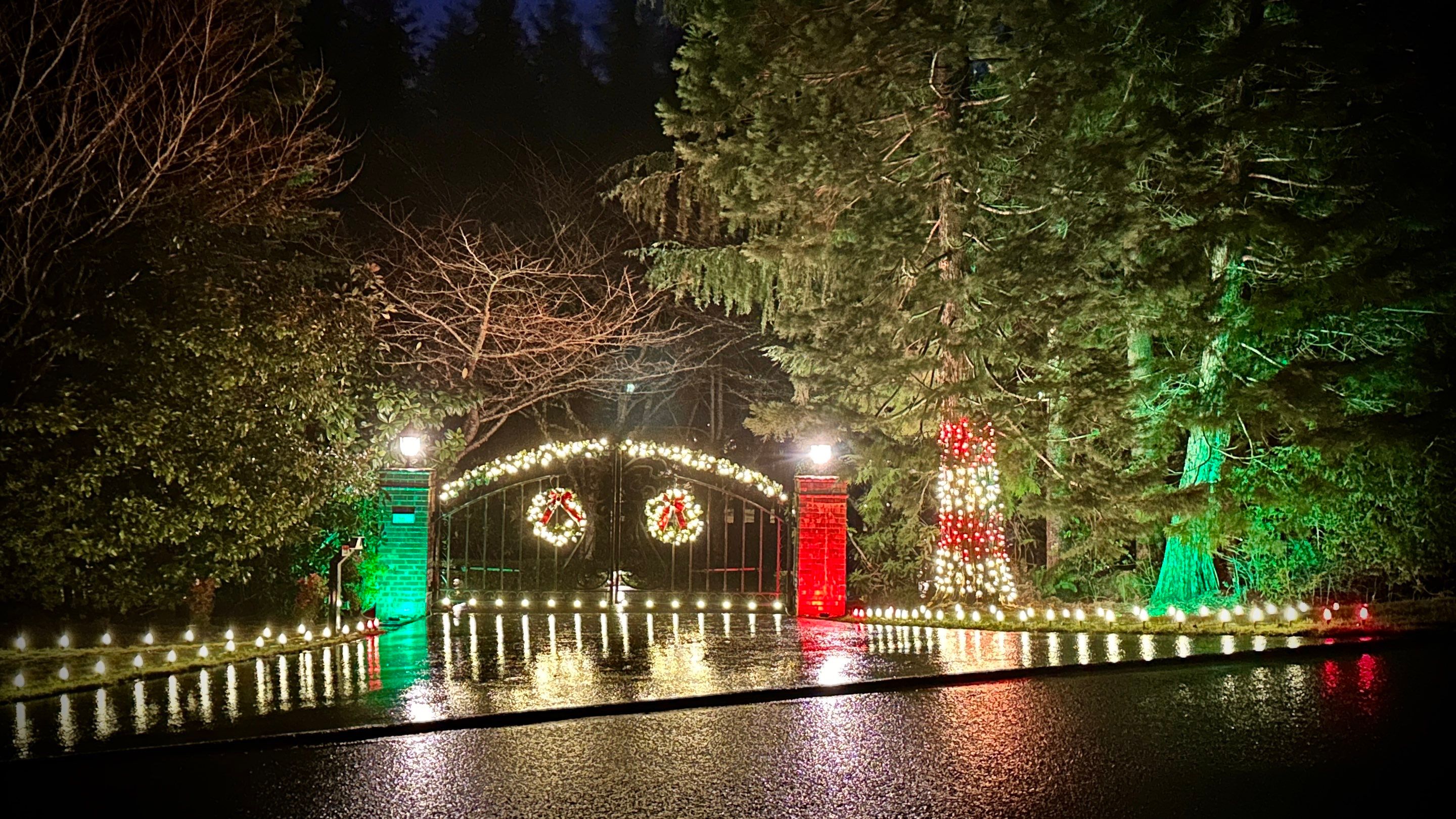 Holiday Light Gallery by WindowWorks