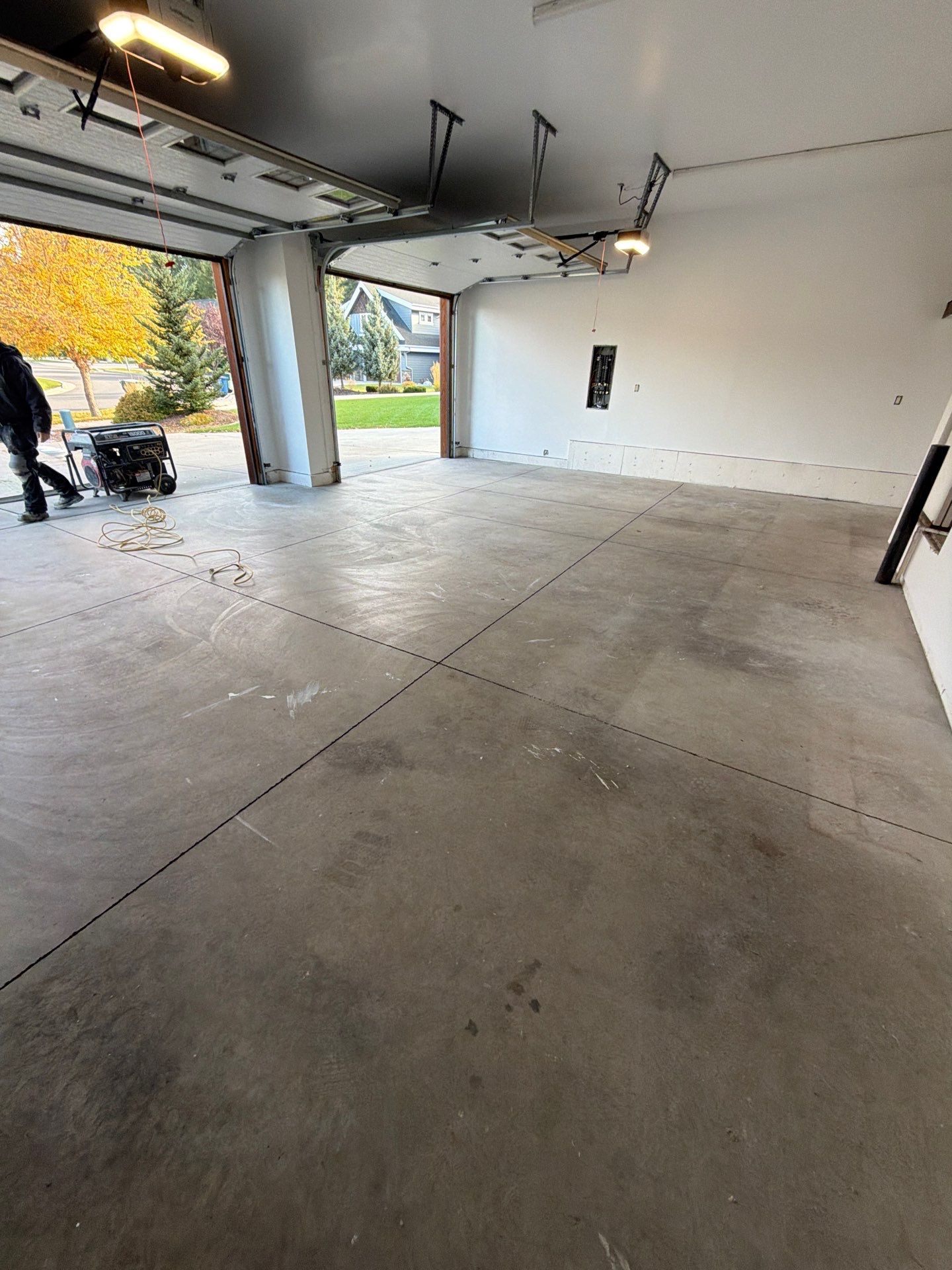 Polyaspartic Garage Floor Coating with Vinyl Flakes in Hayden by Croc Coatings, LLC