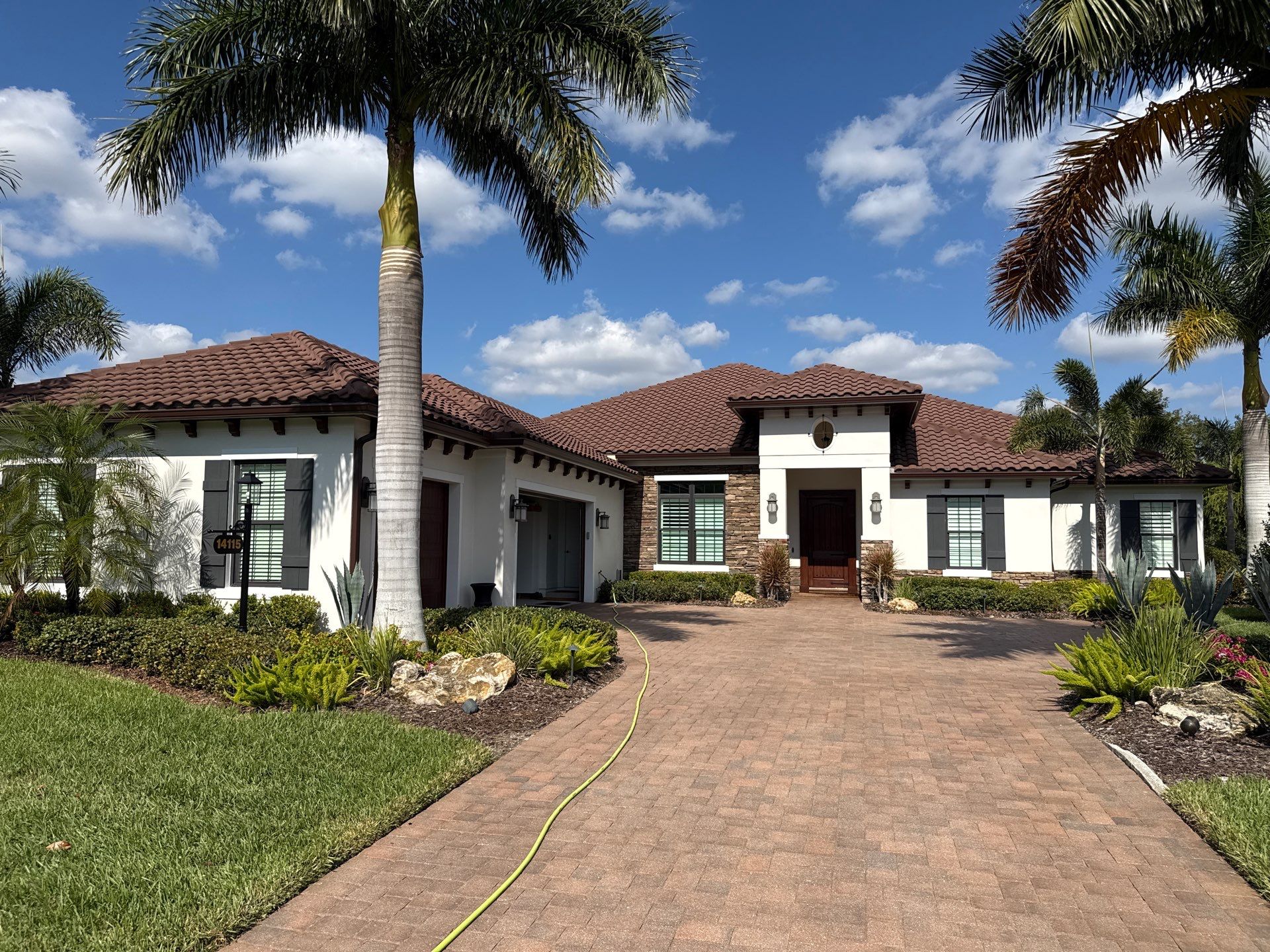 Long-Term Exterior Cleaning Services | Winding River Community, Bradenton FL by Sunshine AquaWash