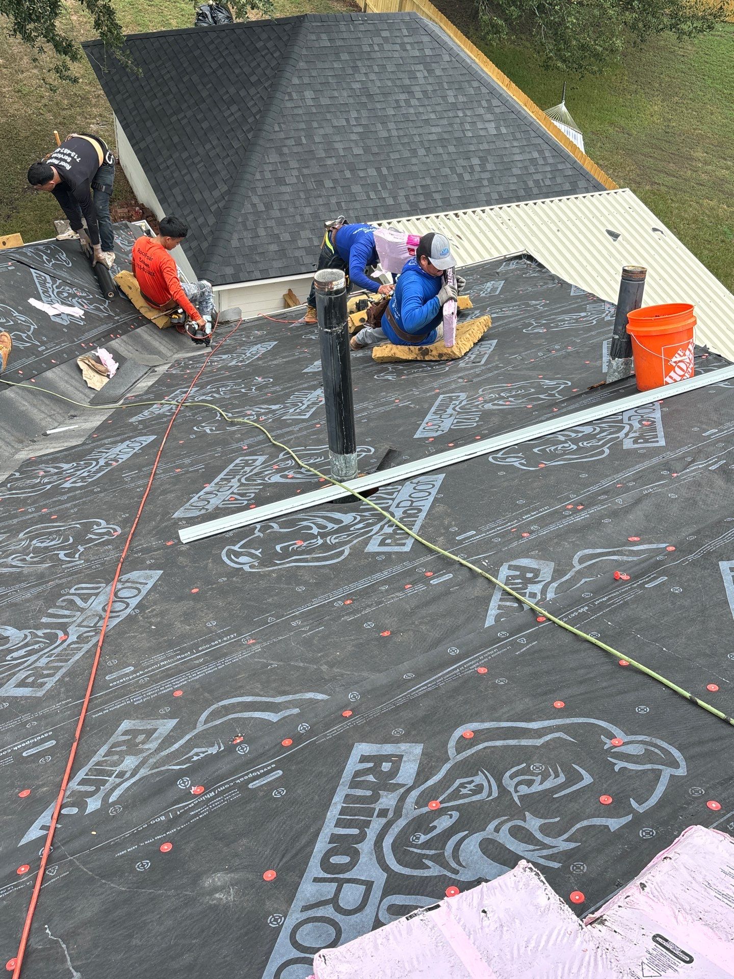 Residential Roofing Installation using Owen's Corning Duration (Lifetime) Shingles by Roof Repair Company