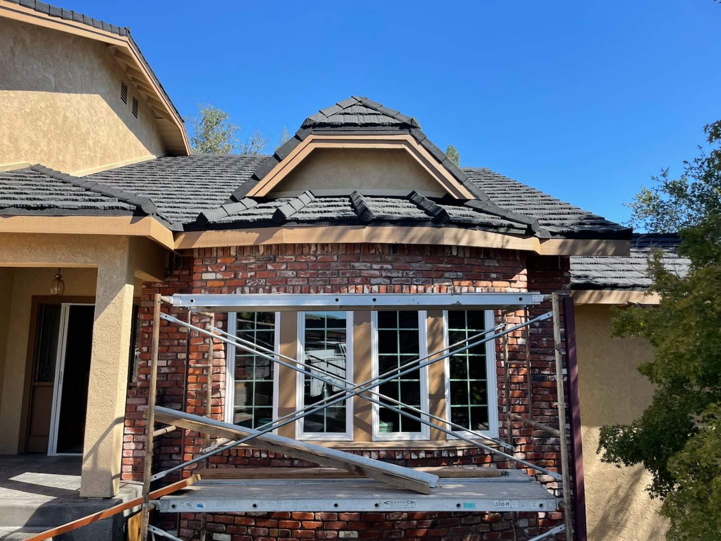 Gutter Installation using Englert LeafGuard Gutters by Byers Enterprises 