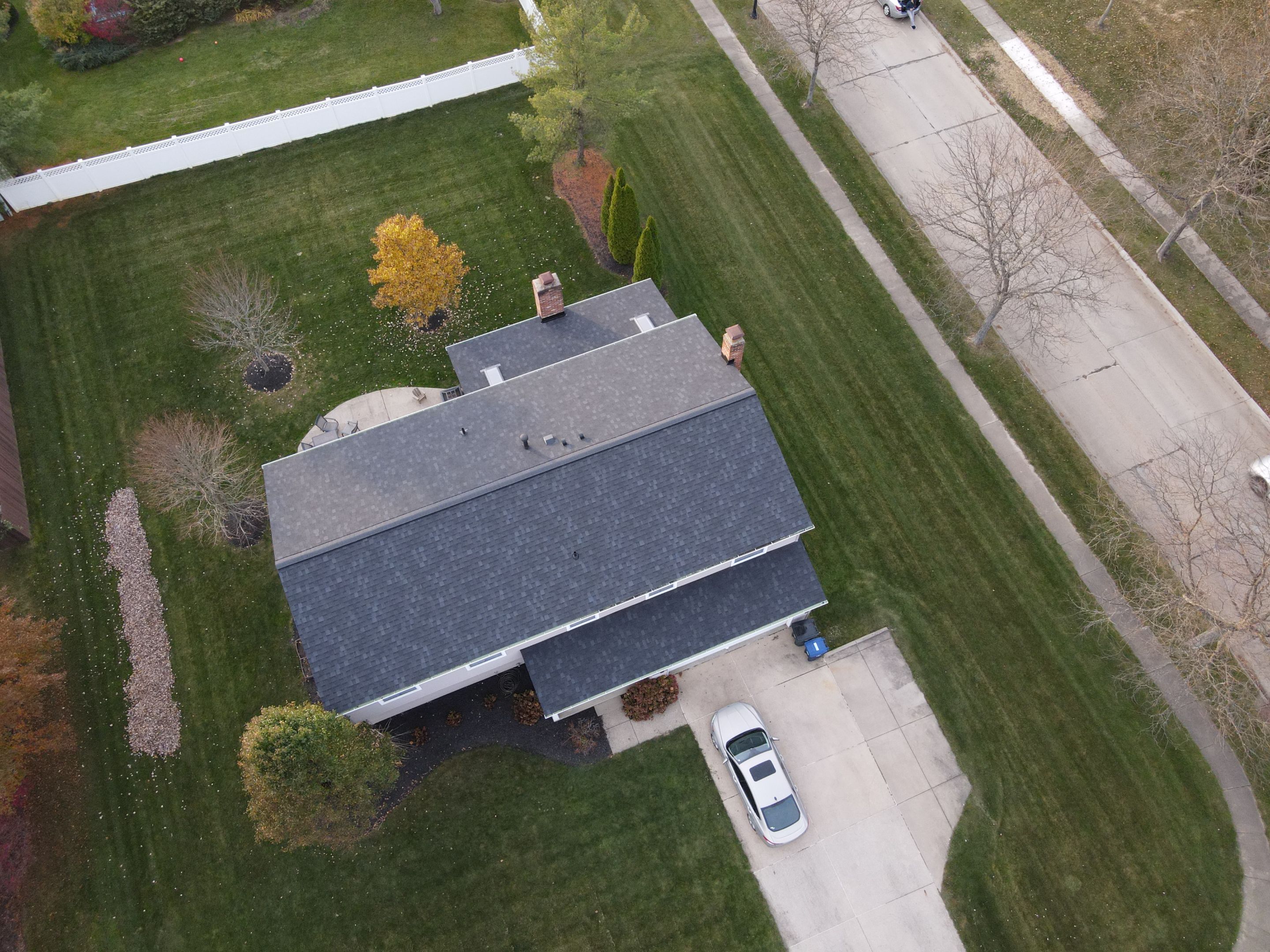 Brand: Atlas Pinnacle Color: Pristine Scotchgard Scotchgard Black Drip: Black by Eagle Eye Roofing