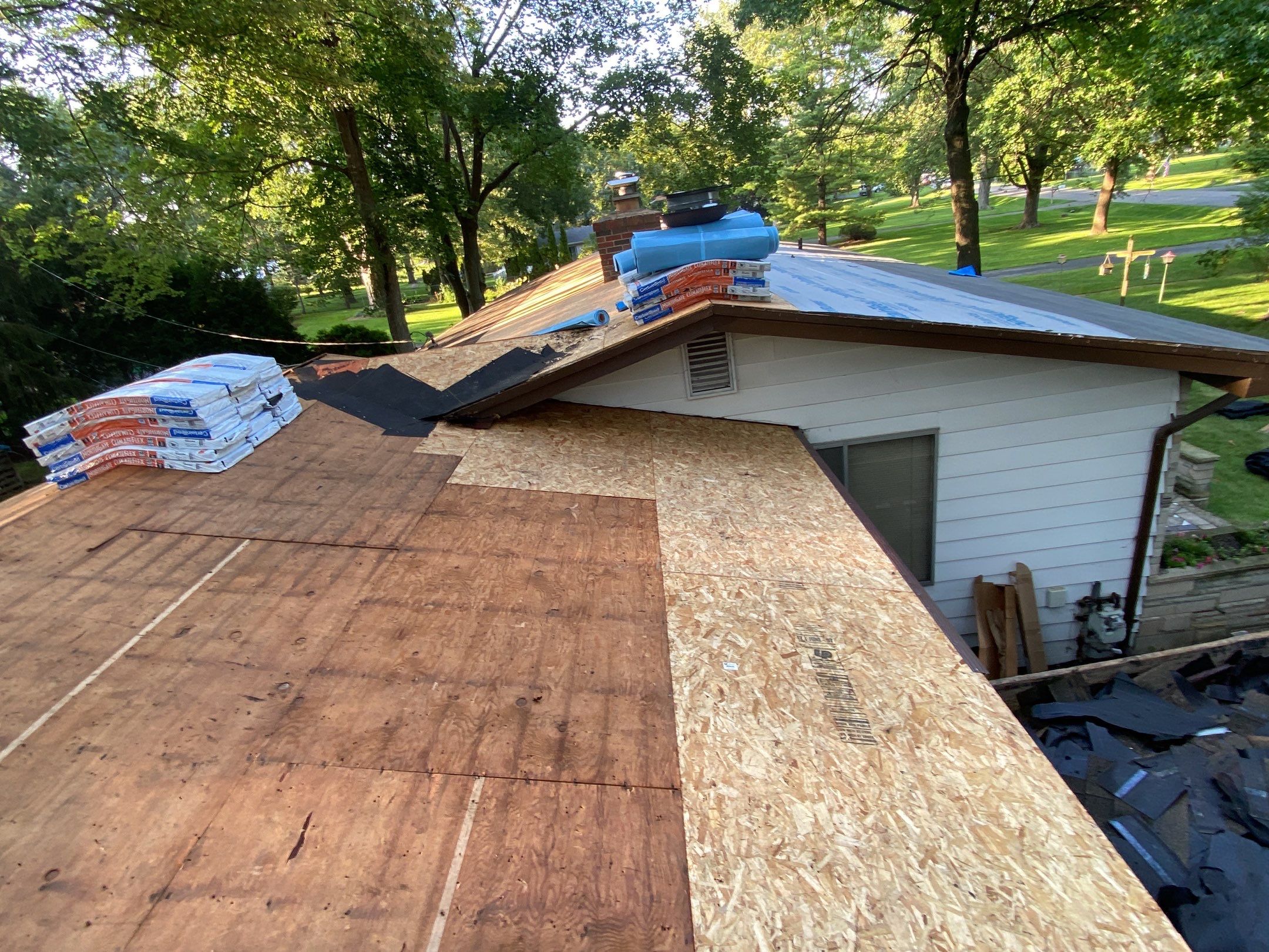 CertainTeed Northgate Max Def Weatherwood by 180 Contractors