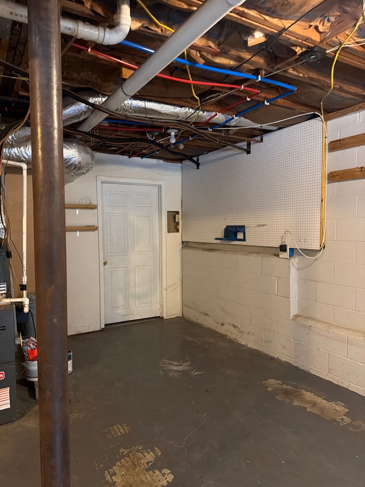 Marietta Home Renovation Featuring Custom Tiled Showers and Kitchen Updates by RENOMAXIT, LLC