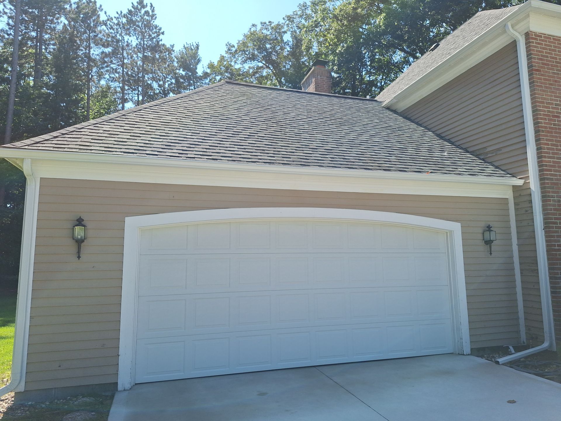 Exterior House Painting in Spring Lake, MI by Gordon Painting