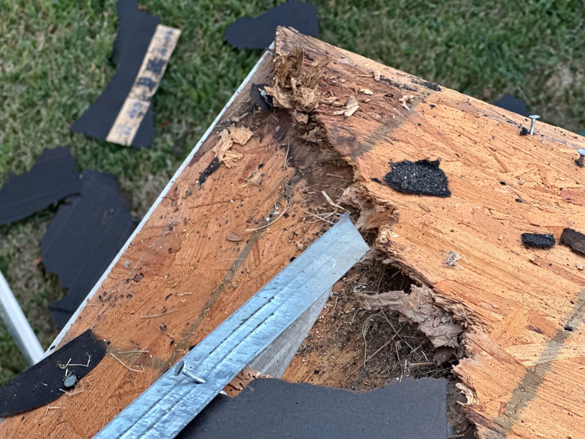 (WPI-8) HAND NAIL INSTALLATION by Motion Roofing