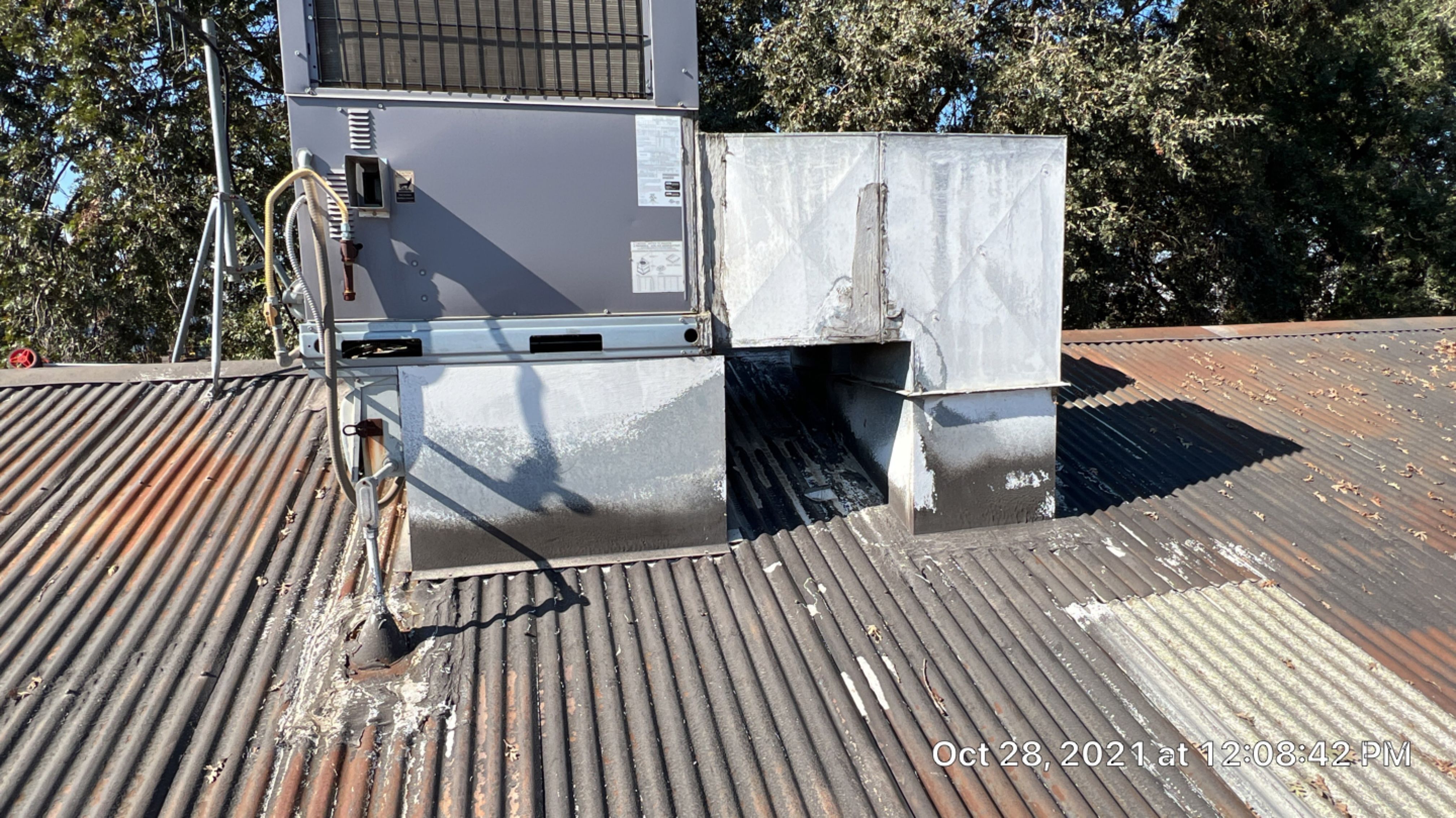 MR Roofing system using Conklin BenchPly system with PUMA top coat by Straight Edge Roofing Inc