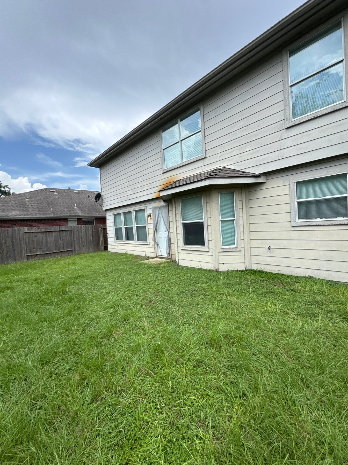 Roof Replacement Houston by Roof Repair Company