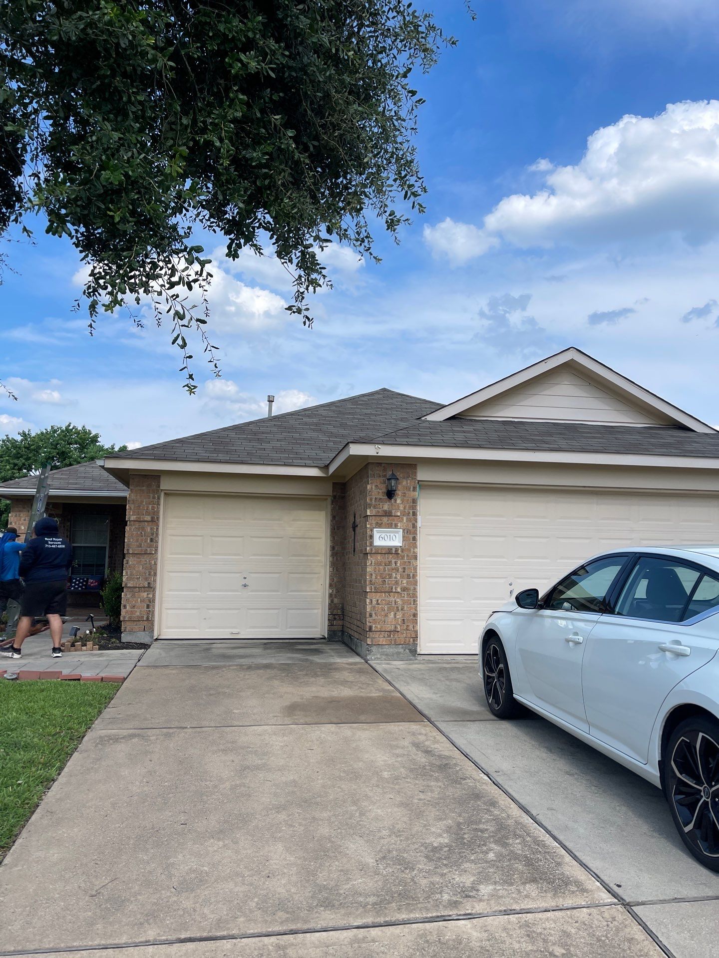 Hail Damage using Owen's Corning Duration (Lifetime) Shingles by Roof Repair Services LLC